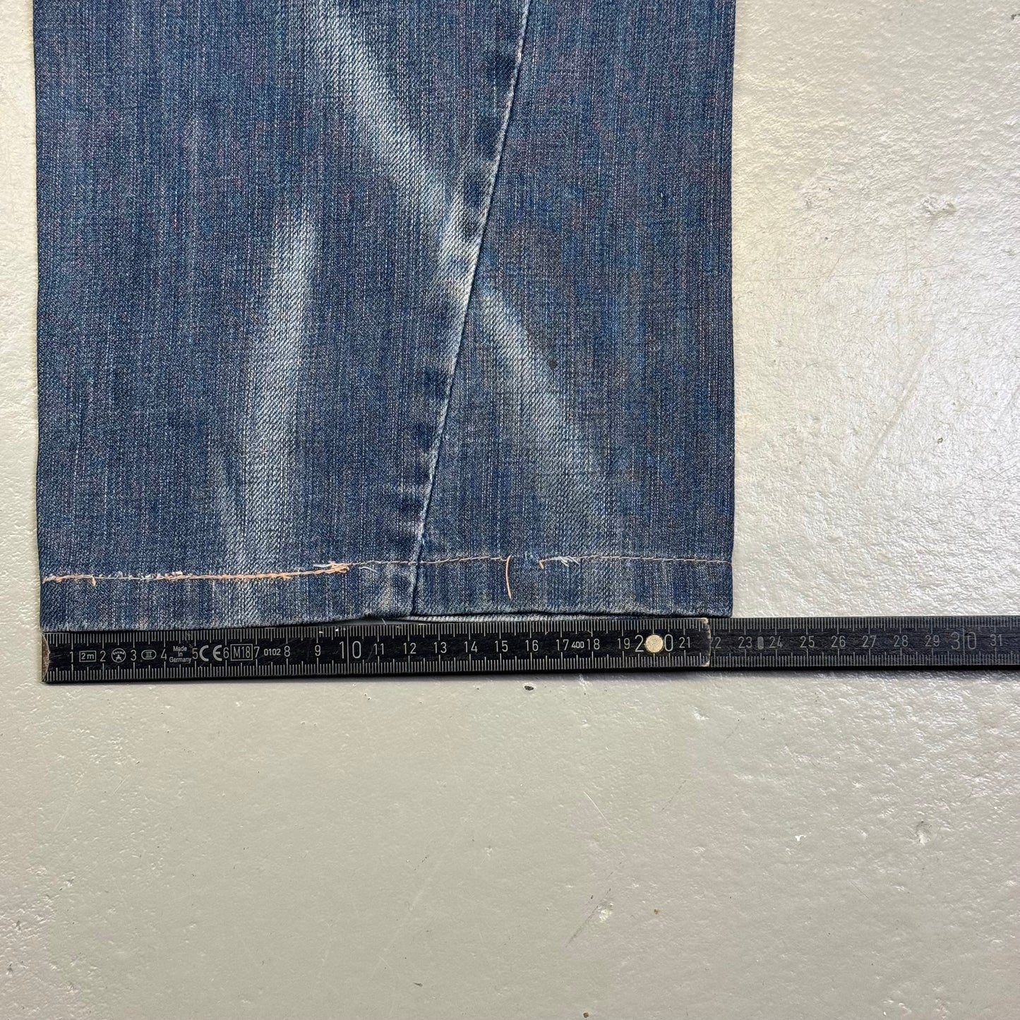 2000‘s BJ Baggy Jeans *rare 34x32