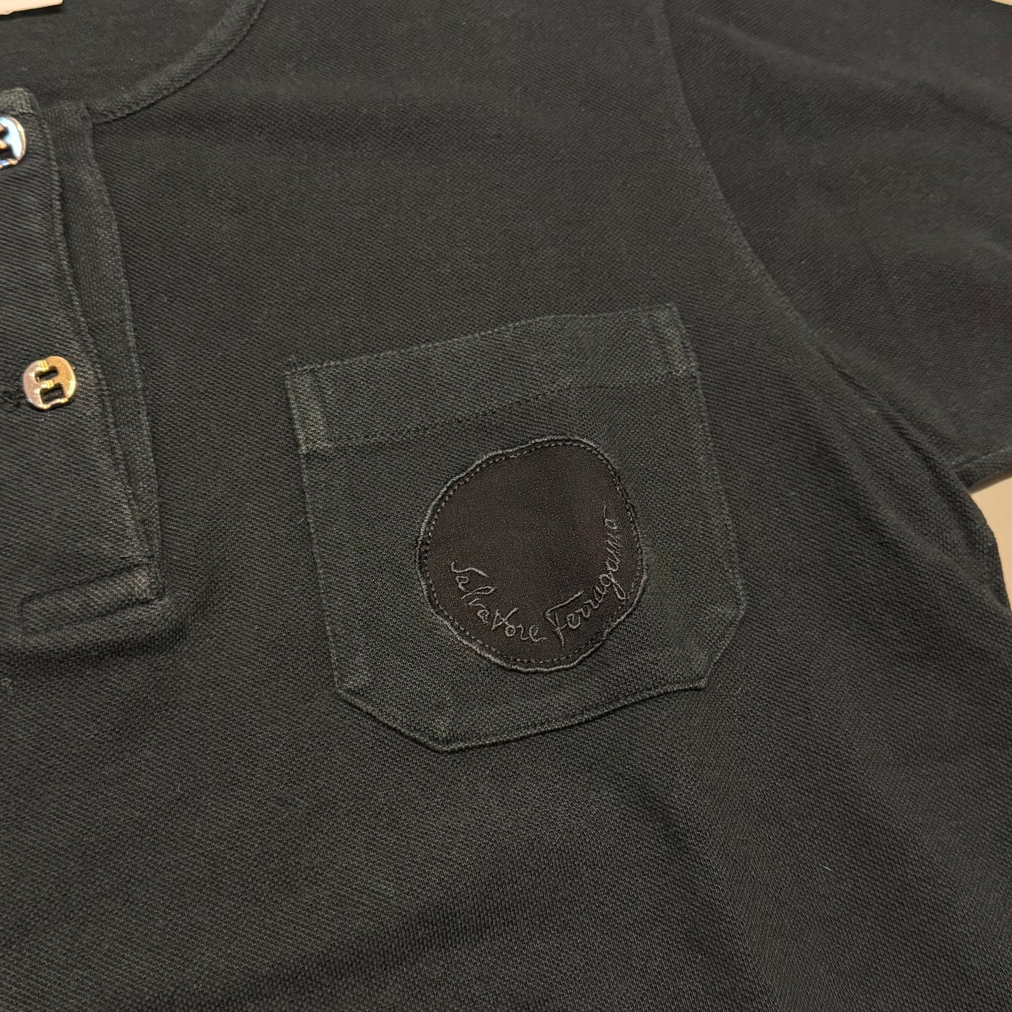 2000‘s Salvatore Ferragamo Shirt *rare (M)