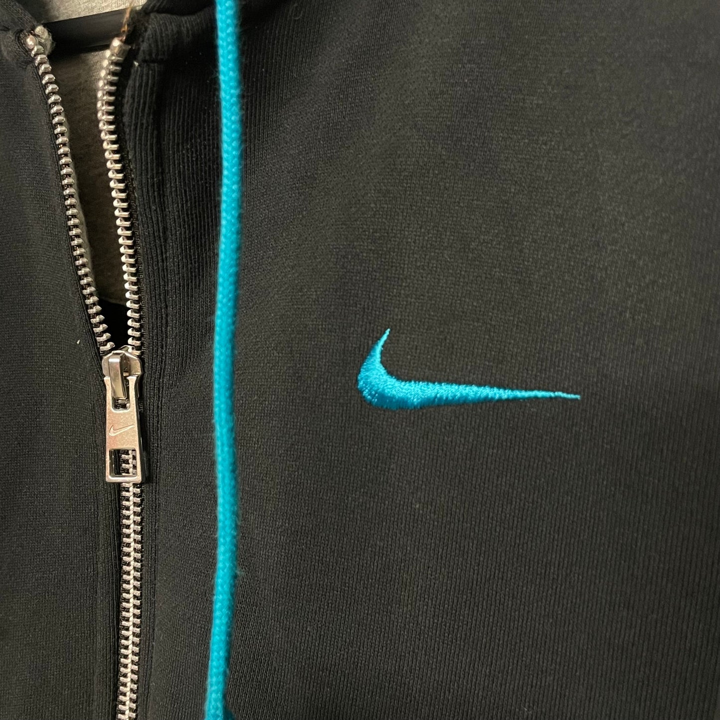 Y2K Nike Zip Hoodie (M)