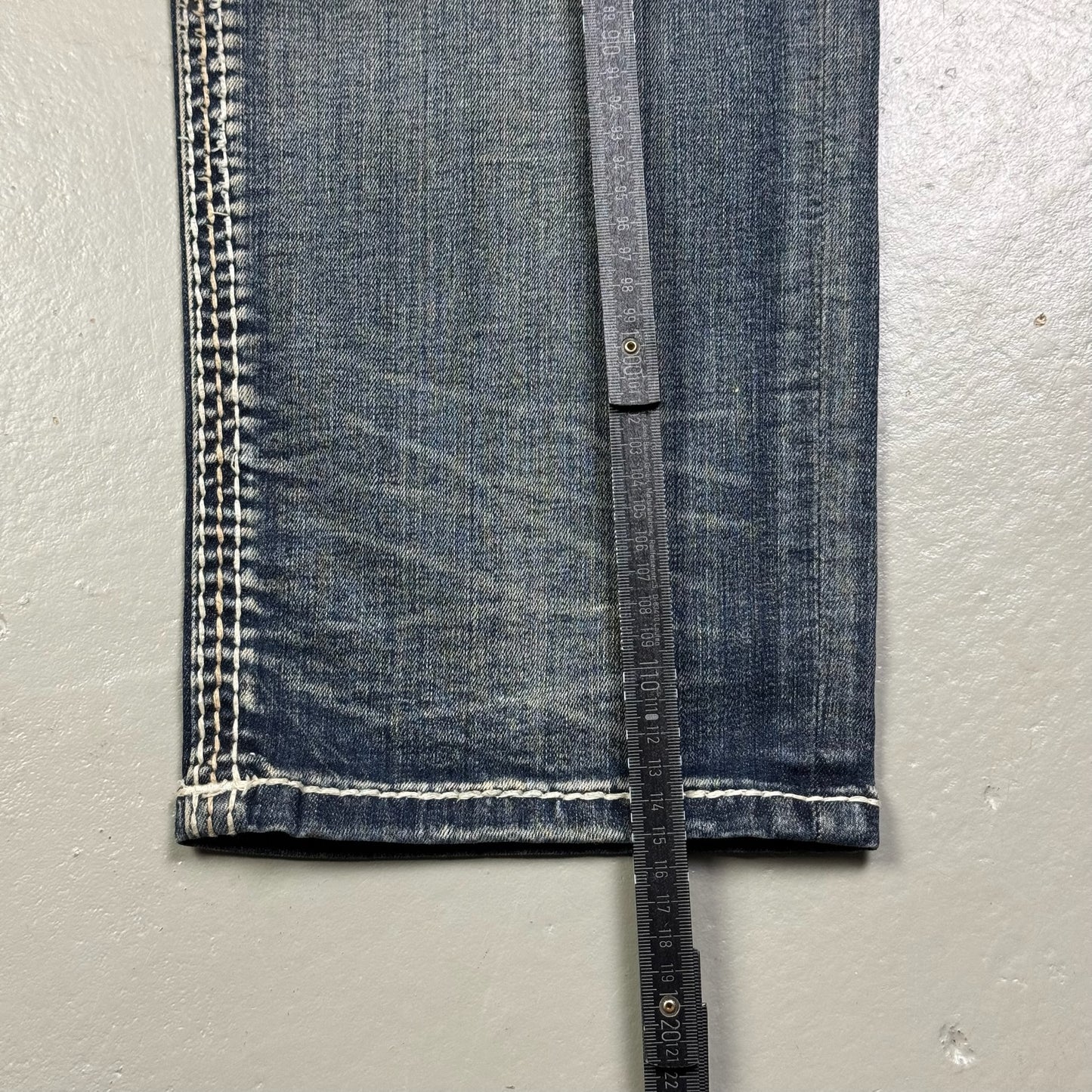 2000‘s Rock Revival Straight Jeans *rare 44x34