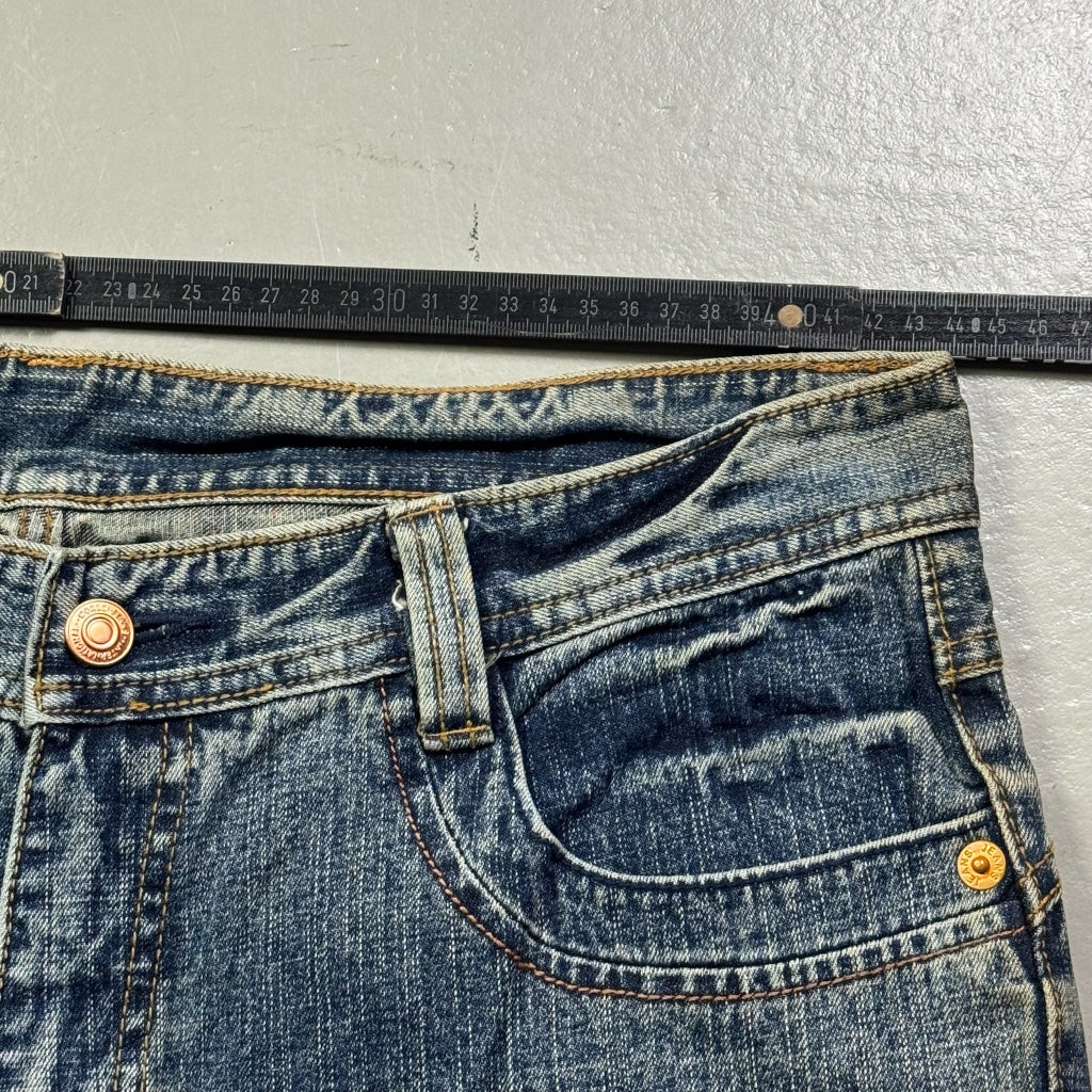 2000’s Big Group Japanese Archive Straight Jeans *very rare 34x34