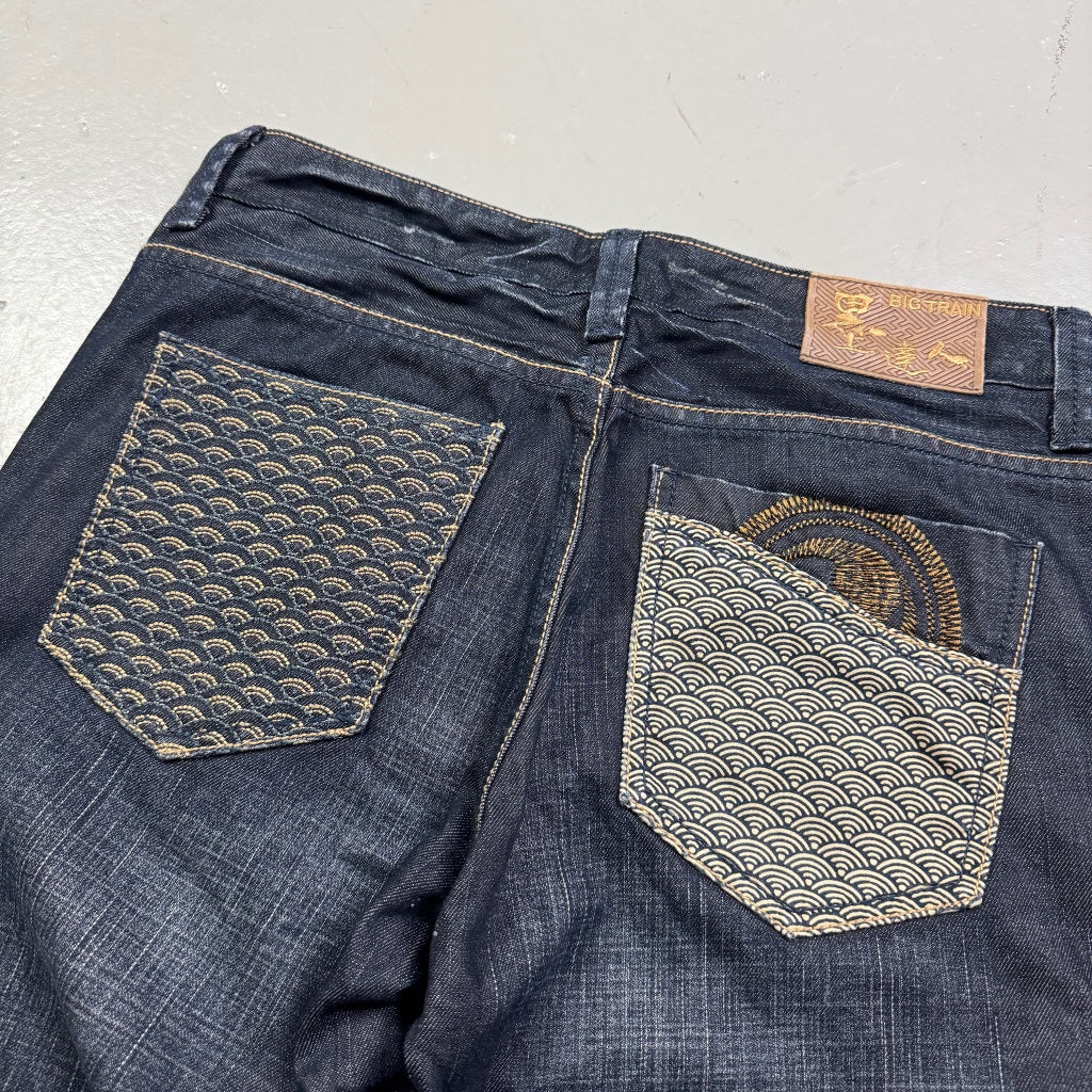 2000’s Big Train Japanese Baggy/Straight Jeans *rare 32x34