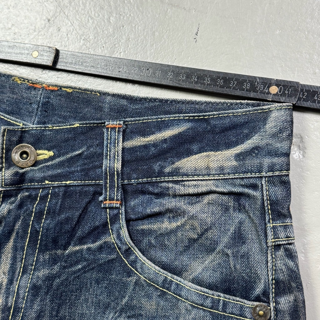 2000’s DP21 Japanese Archive Straight Jeans made in Korea *very rare 32x32