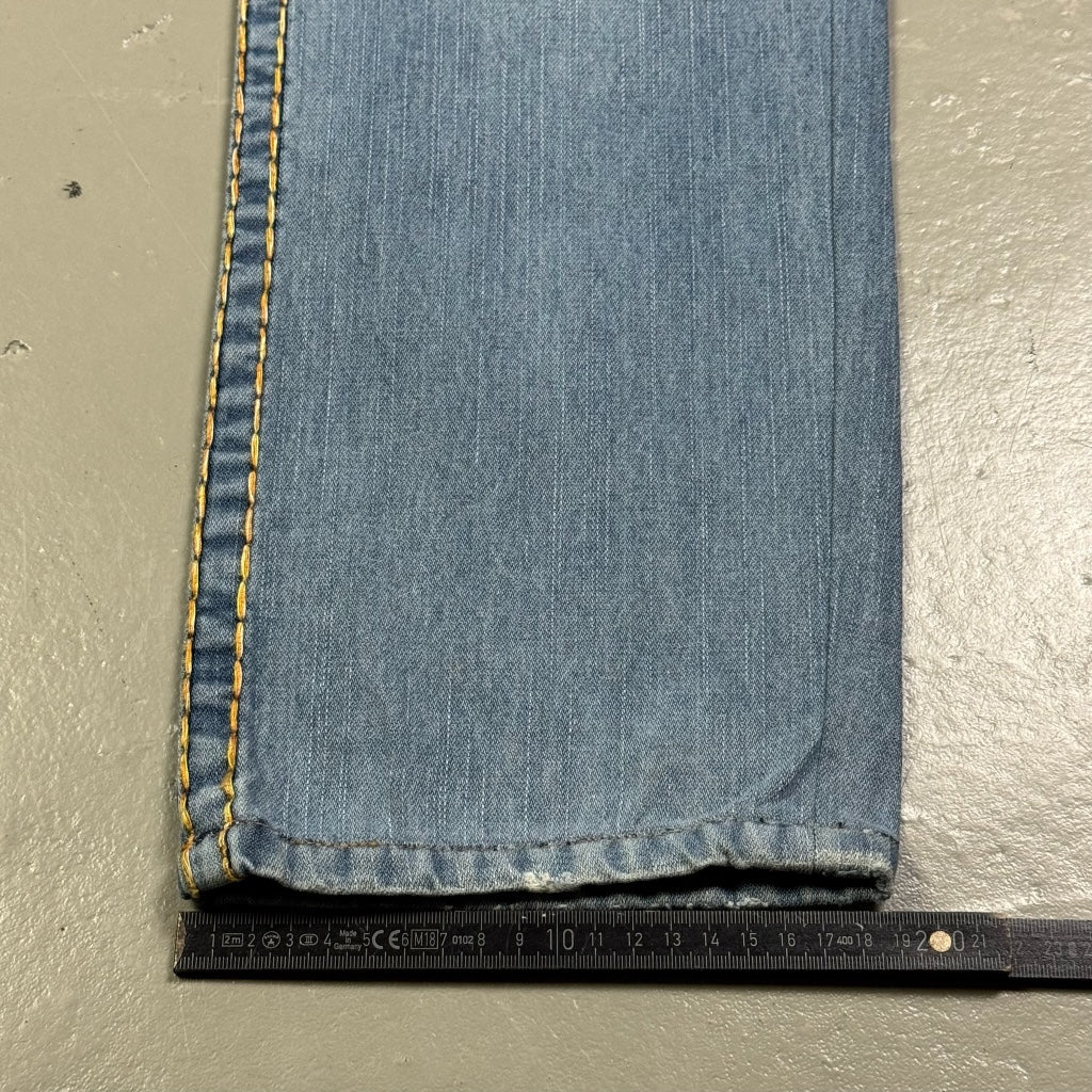 2000’s True Religion Straight Jeans 30x32