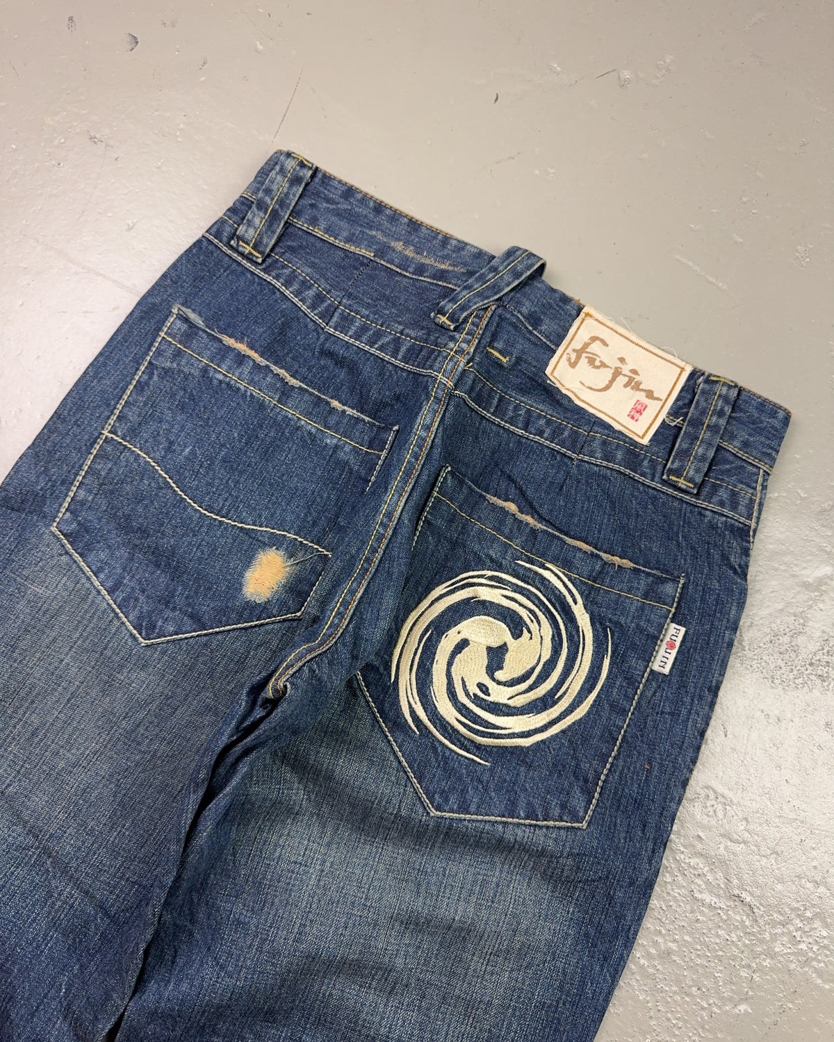 2000's Fujin Japanese Straight/Baggy Jeans *rare 28x32 (S)