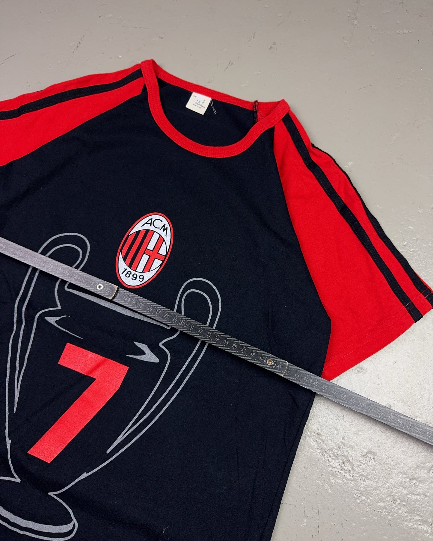 2000's AC Milan T-shirt *very rare (M)