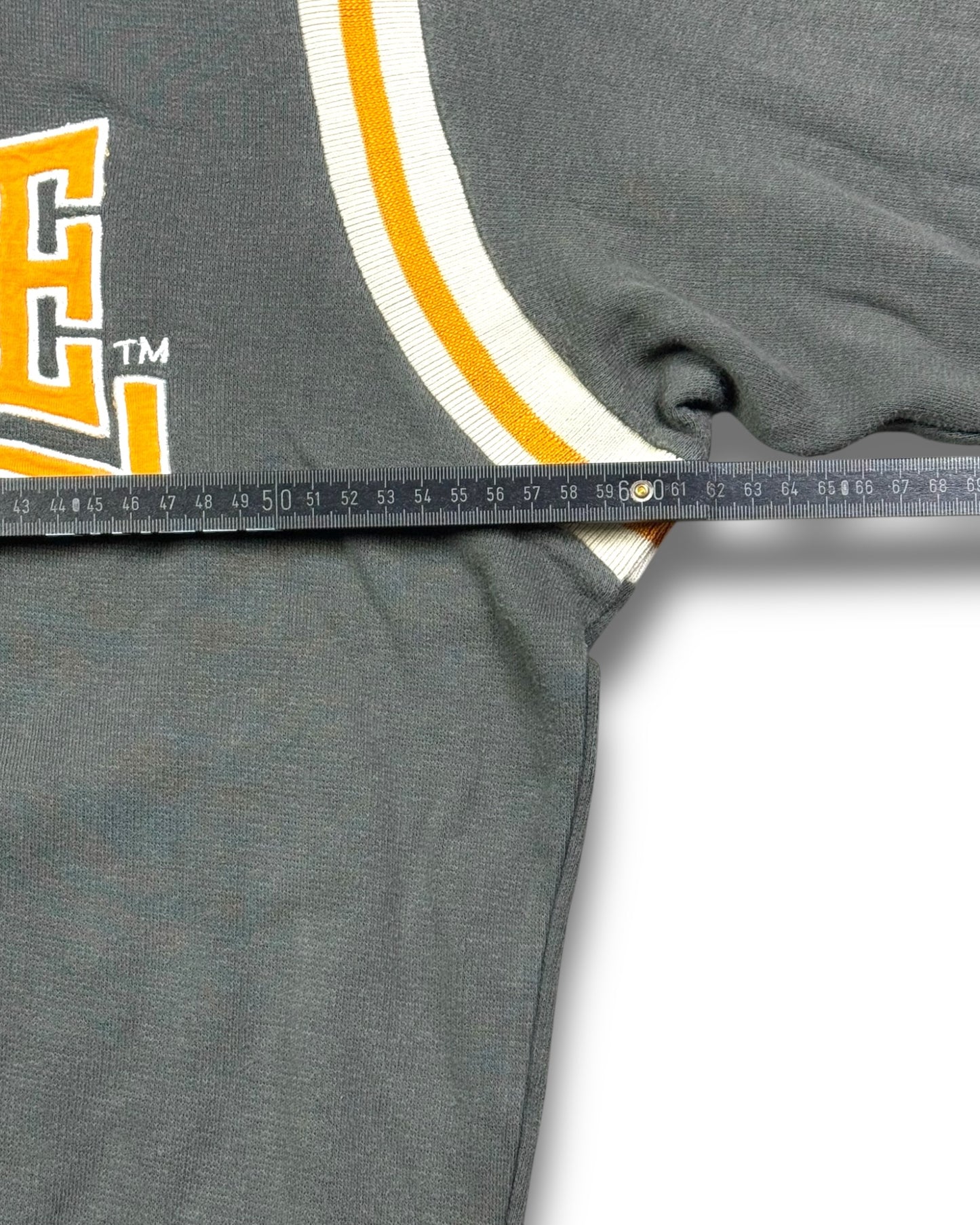 2000's Lonsdale London Sweater *rare (L)