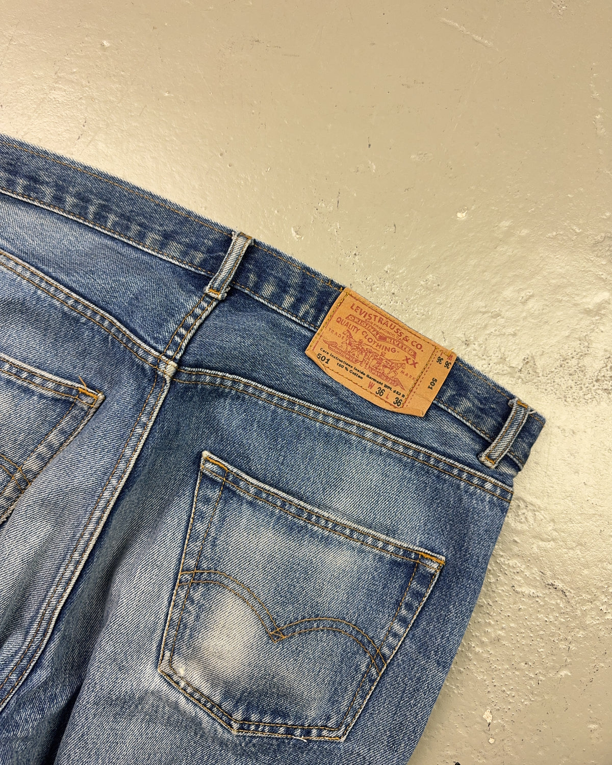 1990's Levi's Bootleg *made in Jugoslavia Baggy Jeans *very rare 36x32 (XL)