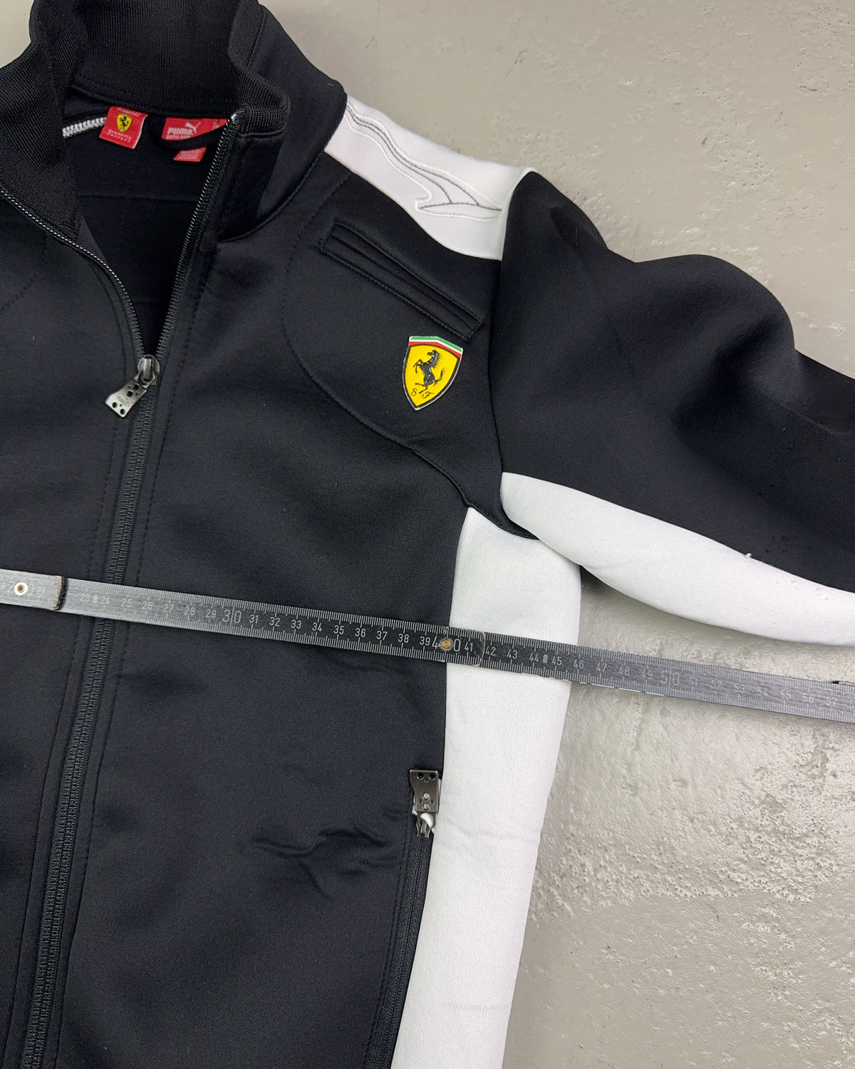 2000's Puma Track Jacket *rare (M)