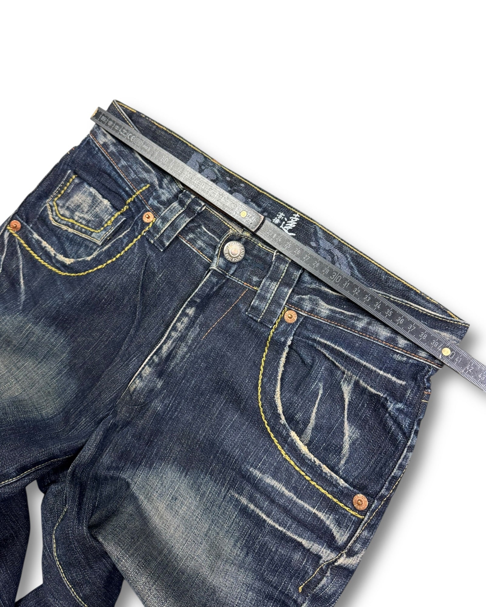 2000's Osaka Big Train Straight/Baggy Japanese Jeans *very rare 30x30 (M)