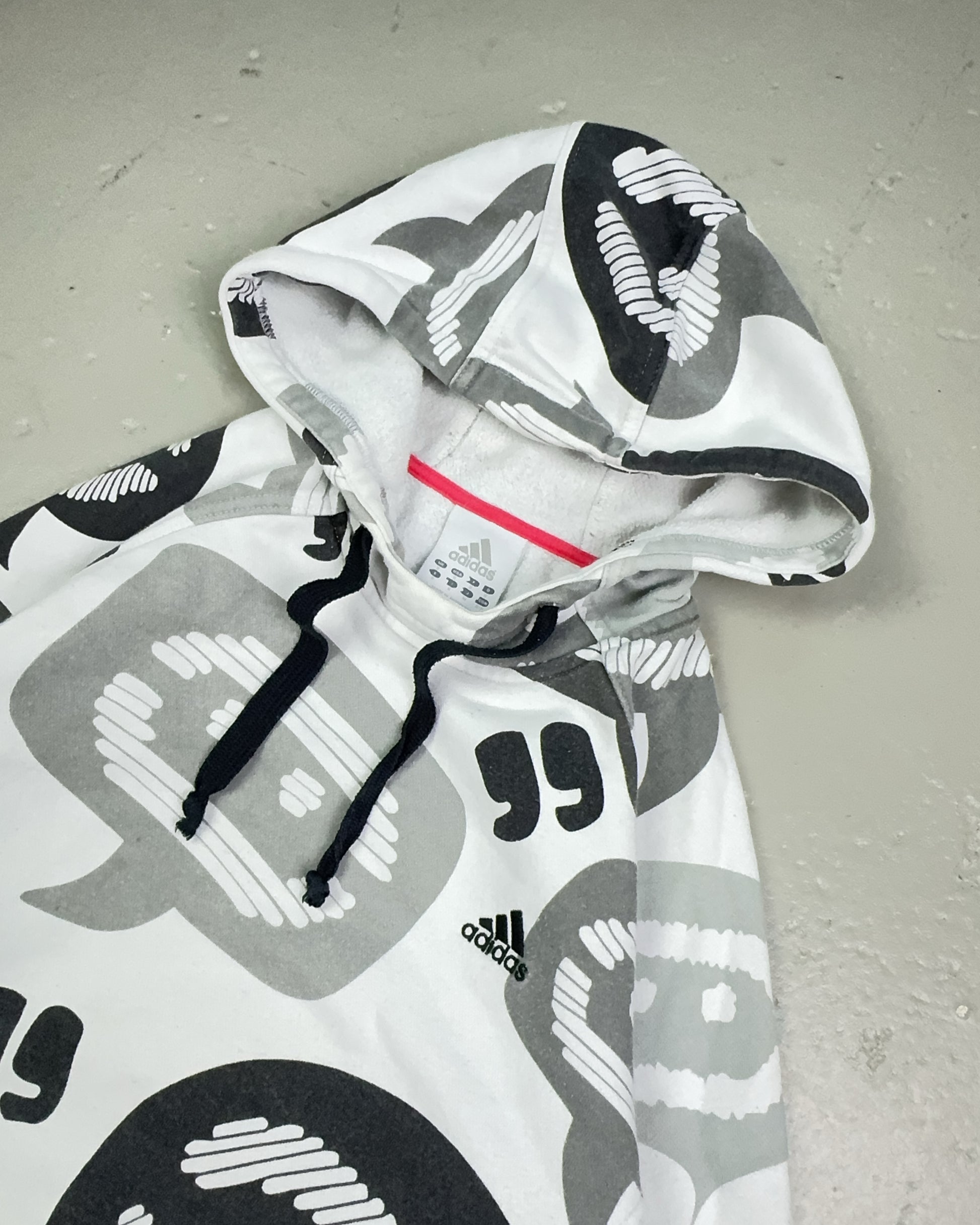 2000's Adidas Hoodie * (S)