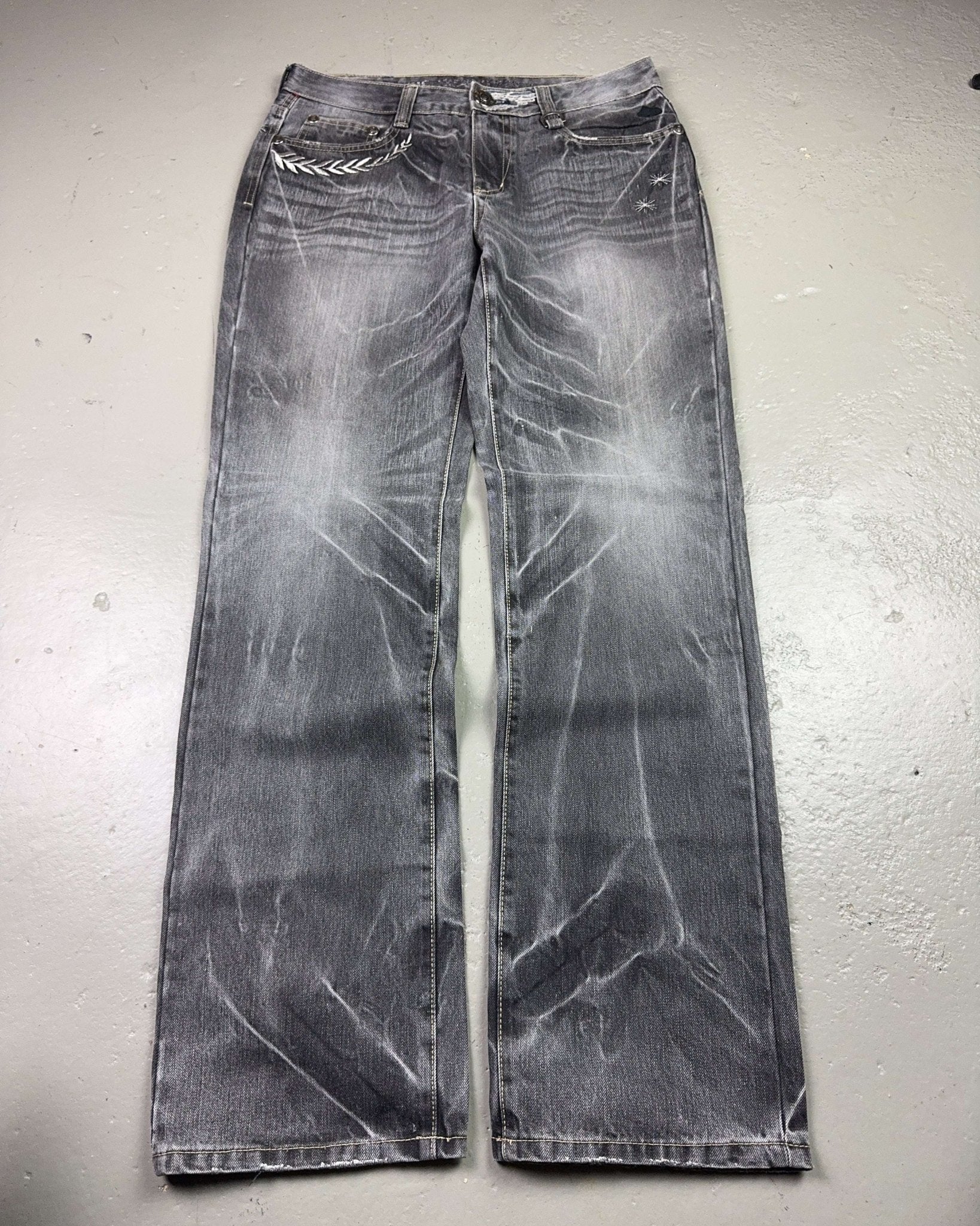 2000's Big Train Japanese Archive Straight/Baggy Jeans *very rare 32x32 (M)