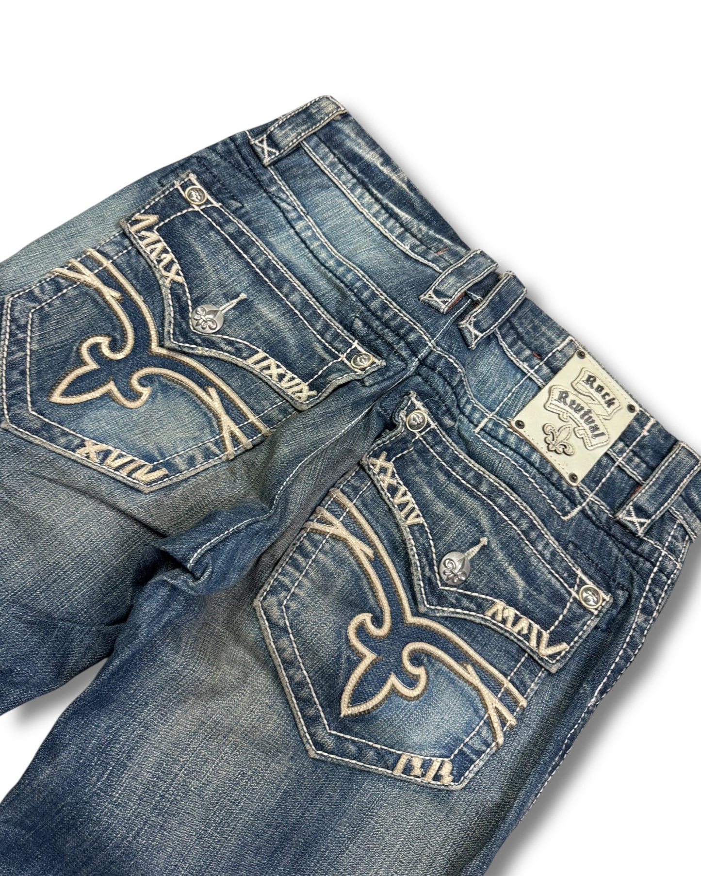 2000's Rock Revival Straight Jeans *rare 31x30 (M)