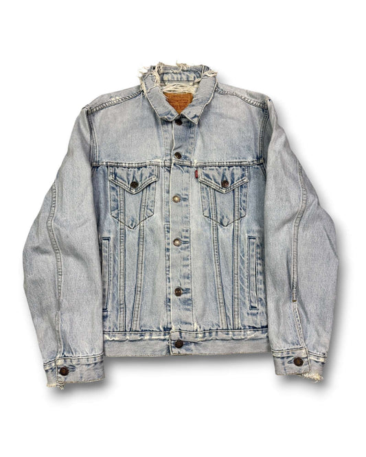 1990's Levi's Distressed Denim Jacket *very rare (M)