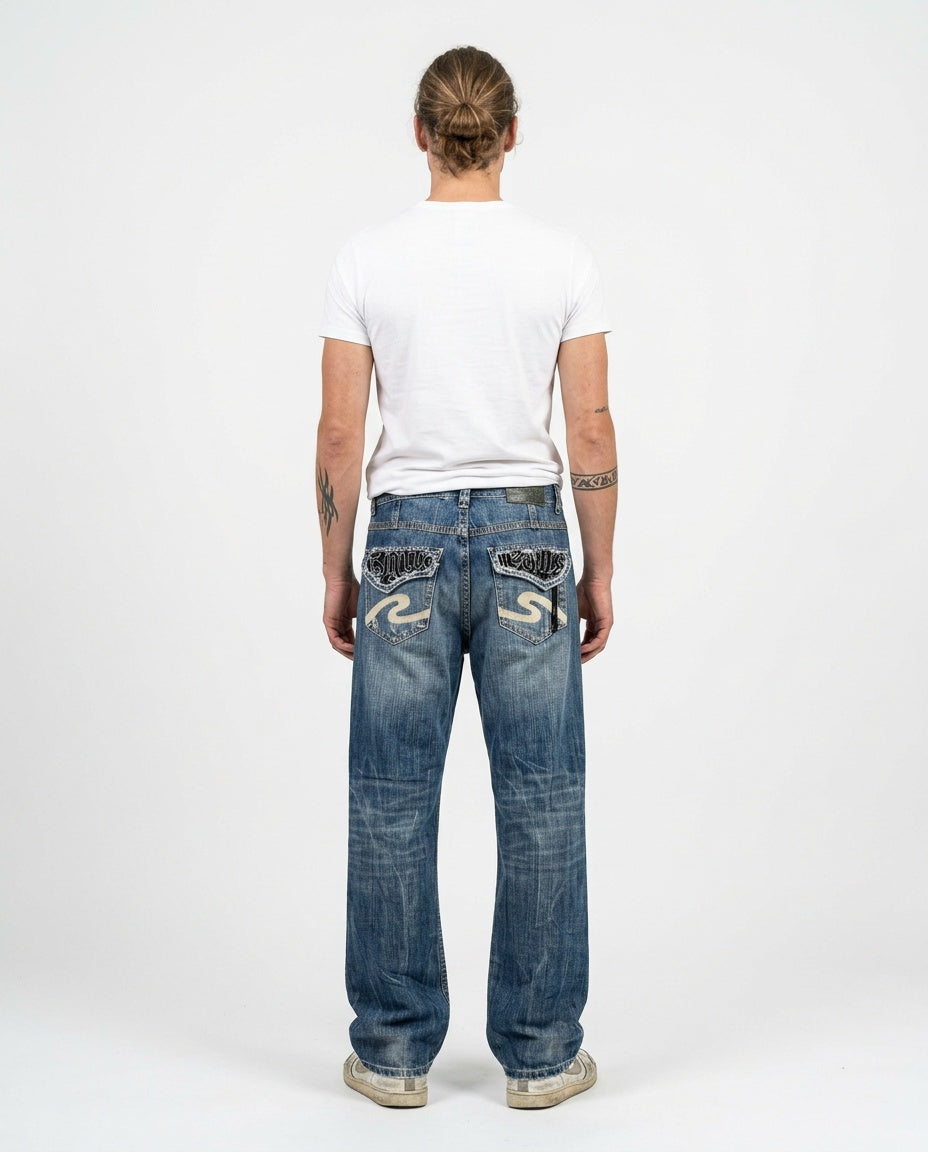 2000's Osaka Big Train Japanese Archive Straight/Baggy Jeans - Model shot