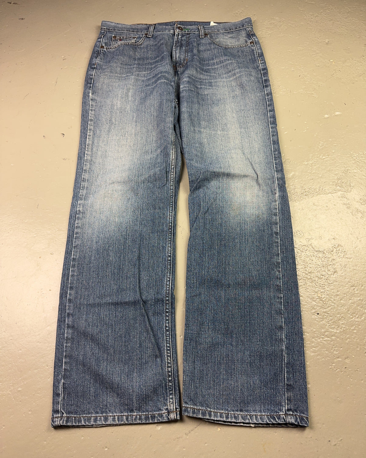 2000's Tommy Hilfiger Straight/Baggy Jeans *rare 36x34 (XL)