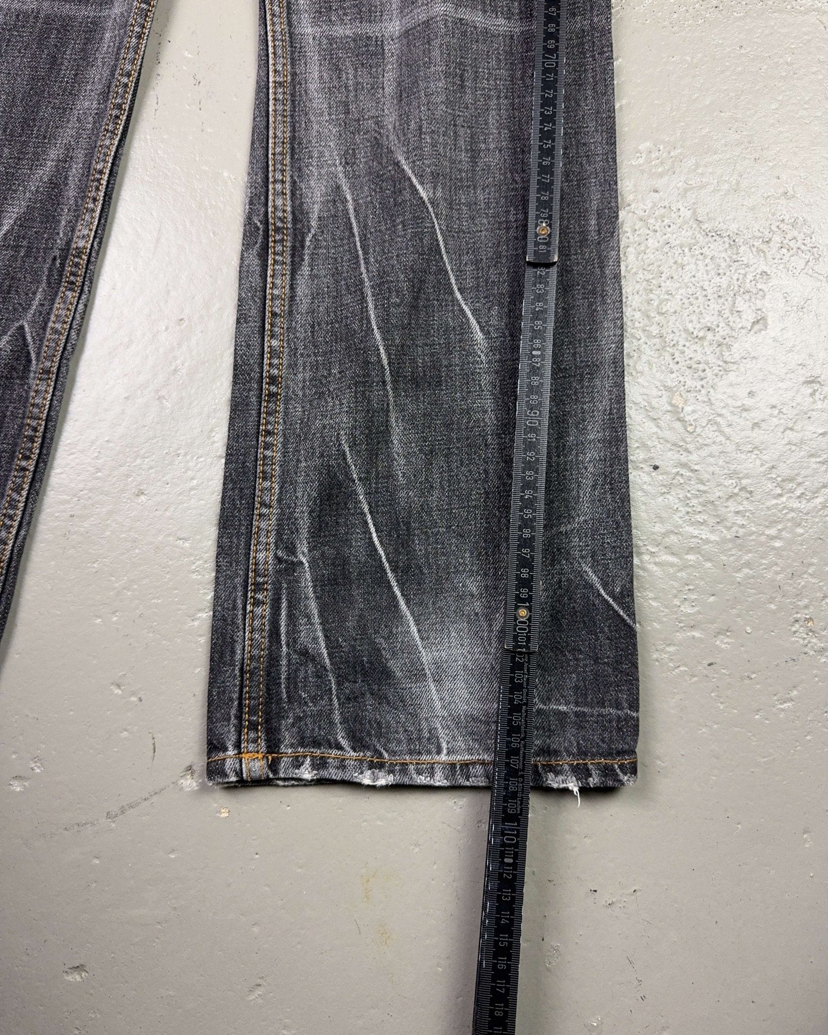 2000's Oniarai Japanese Archive Straight/Baggy Jeans *very rare 30x32 (M)