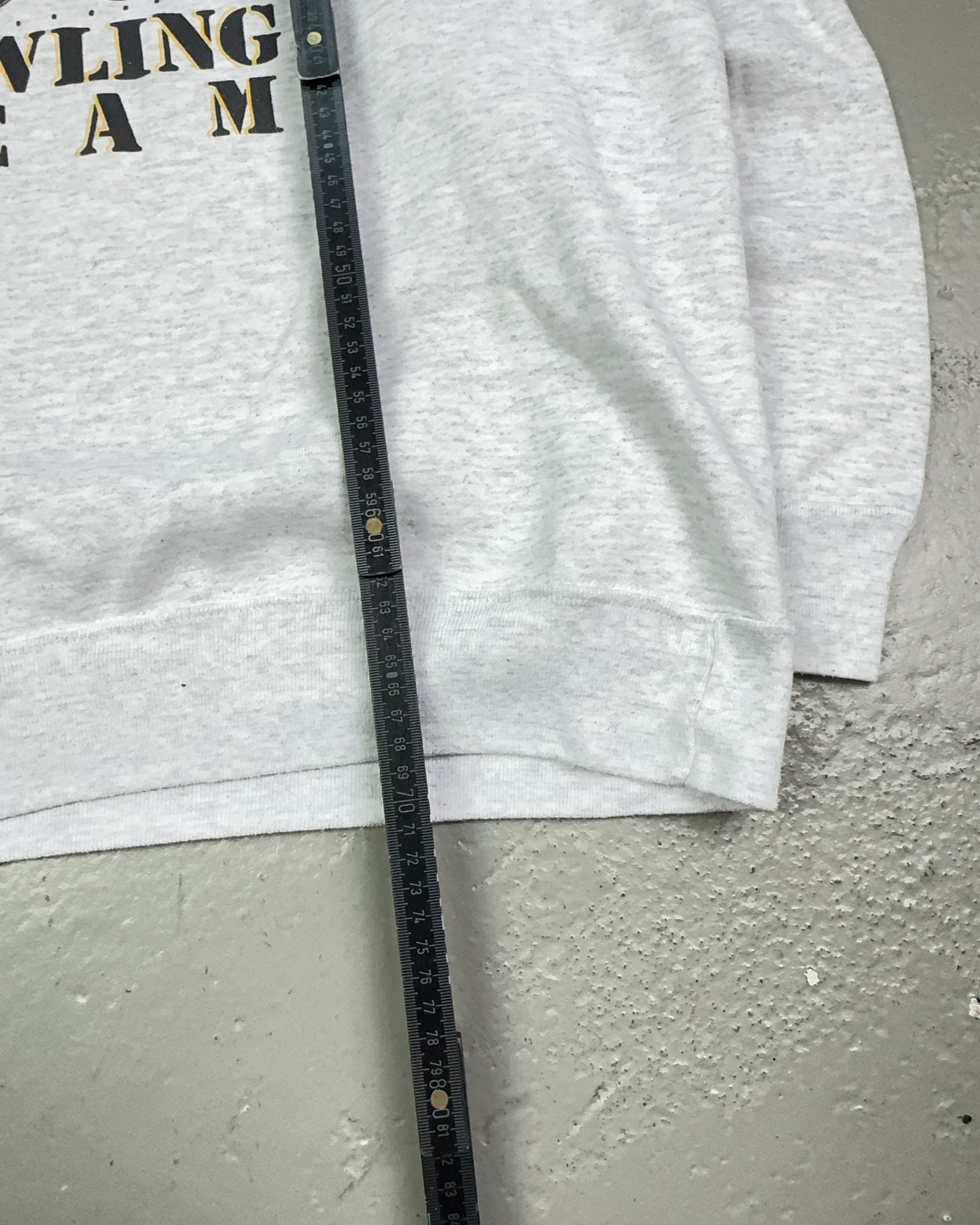 2000's Signal Sports Sweater * (XL)