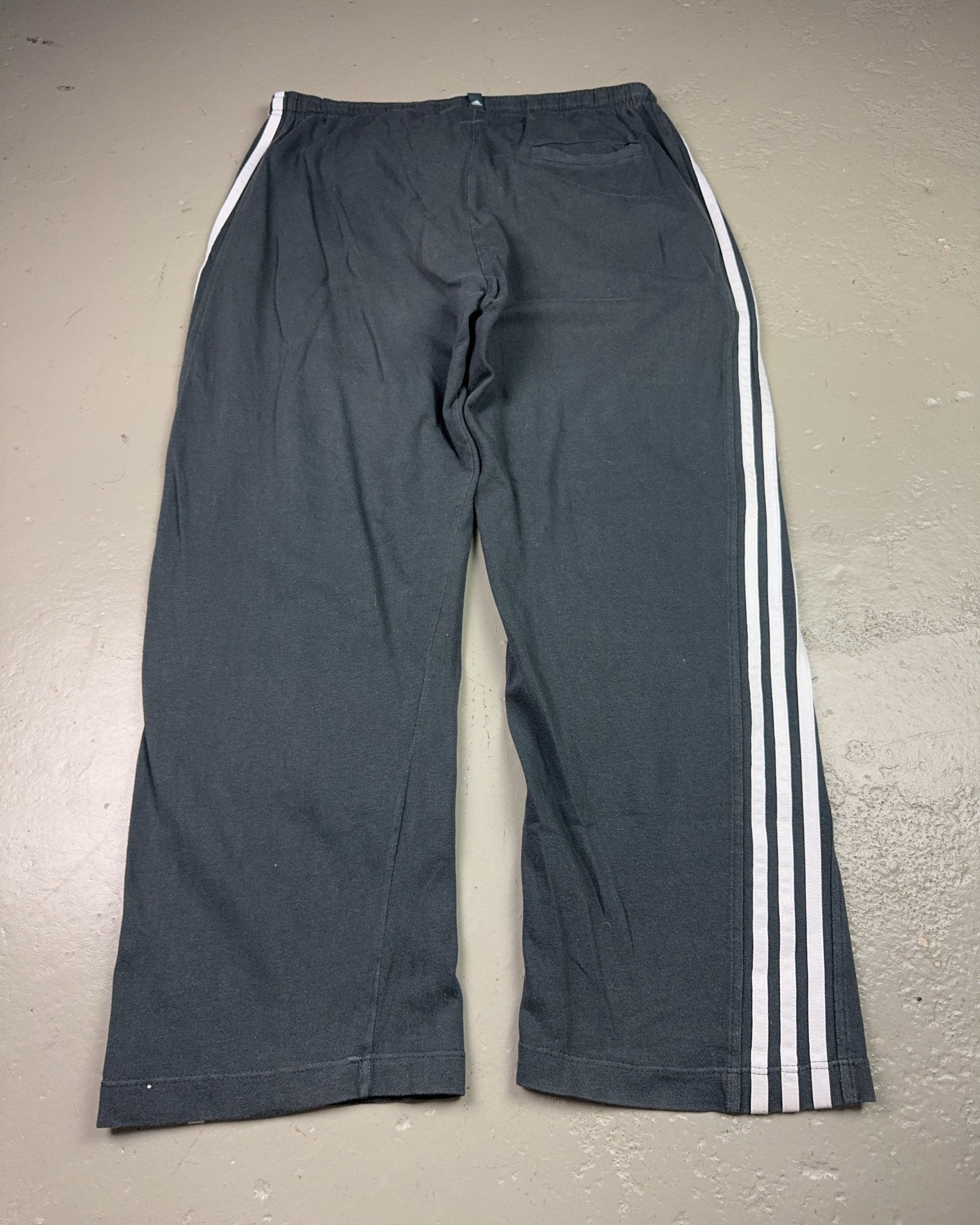 2000's Adidas Baggy Track Pants * (M)
