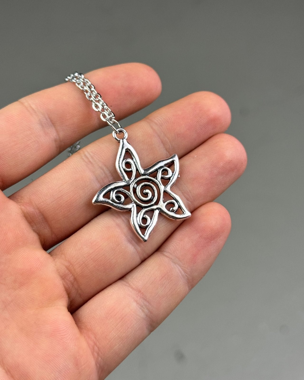 Celestial Bloom Necklace - Lennys Vintage