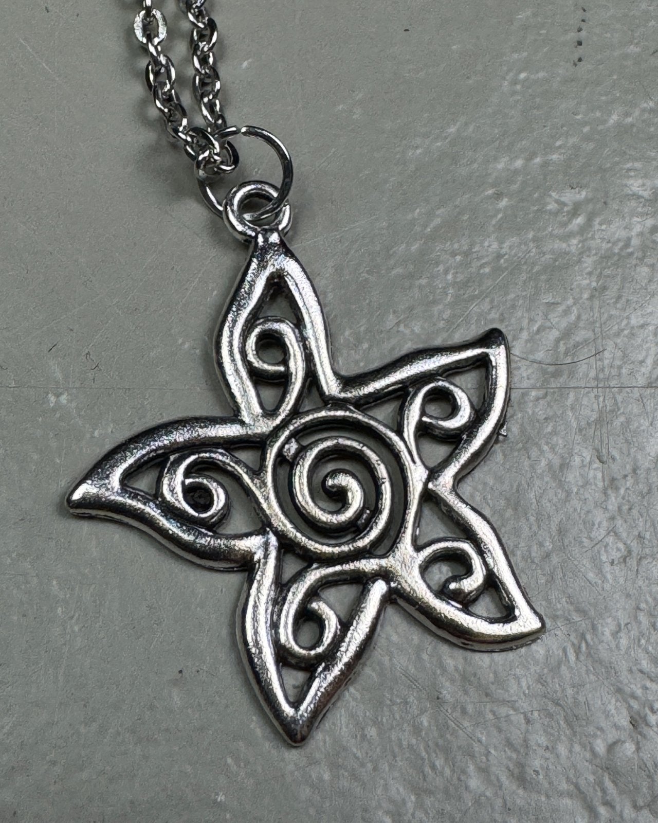 Celestial Bloom Necklace - Lennys Vintage