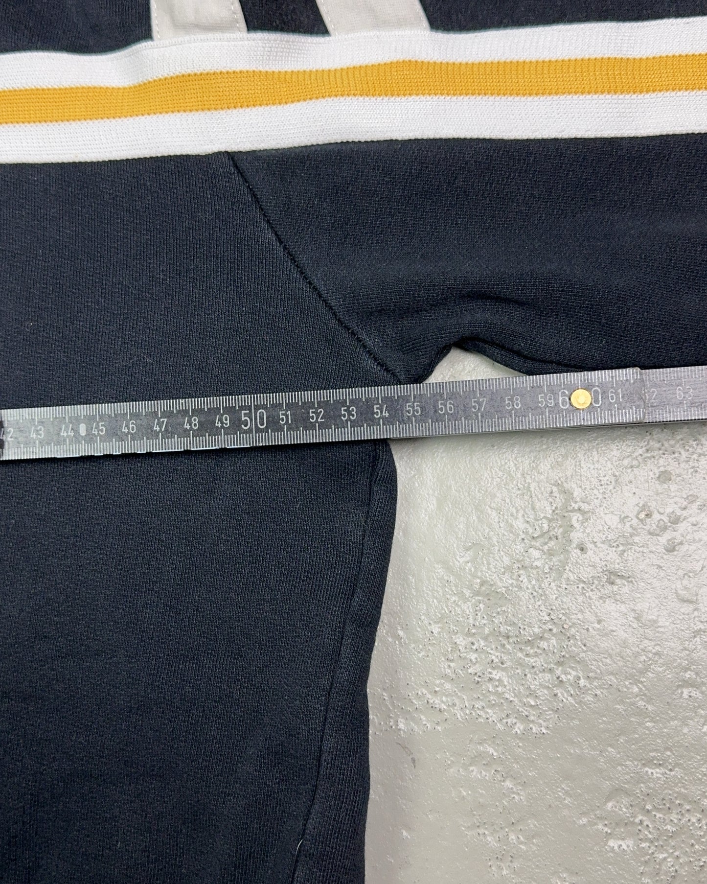 2000's Lonsdale Zip Hoodie * (S)