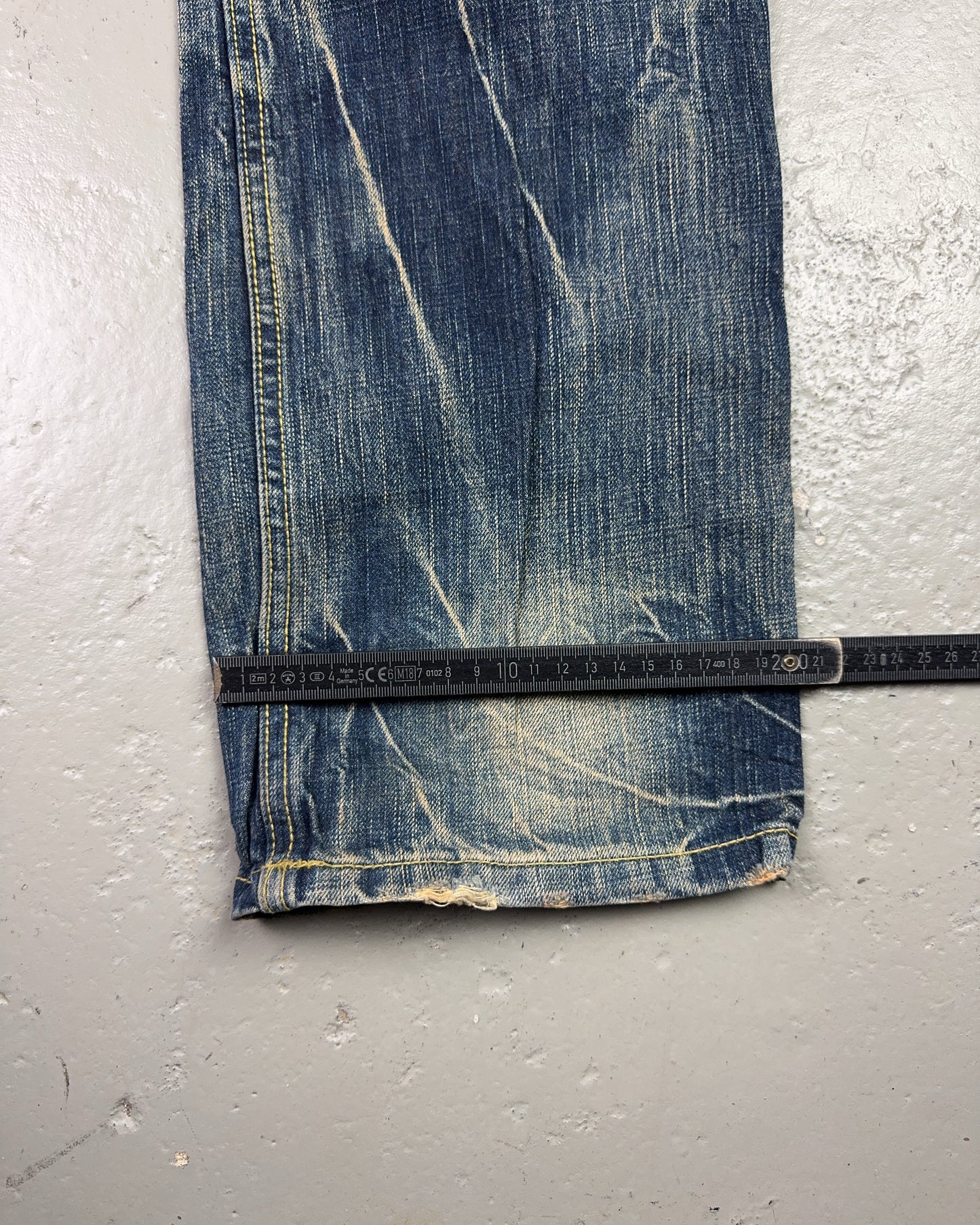 2000's Oniarai Japanese Archive Straight Jeans *very rare 29x32 (S)