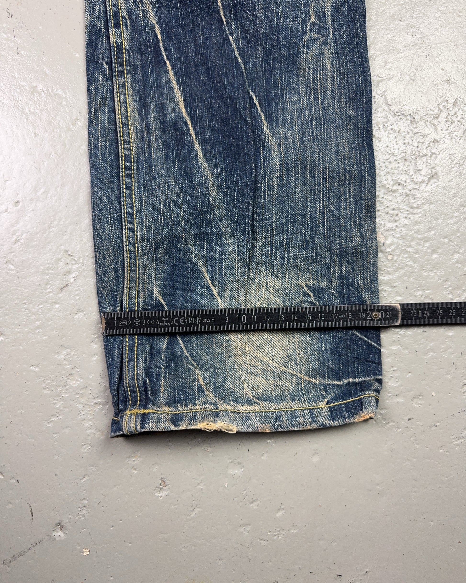 2000's Oniarai Japanese Archive Straight Jeans *very rare 29x32 (S)