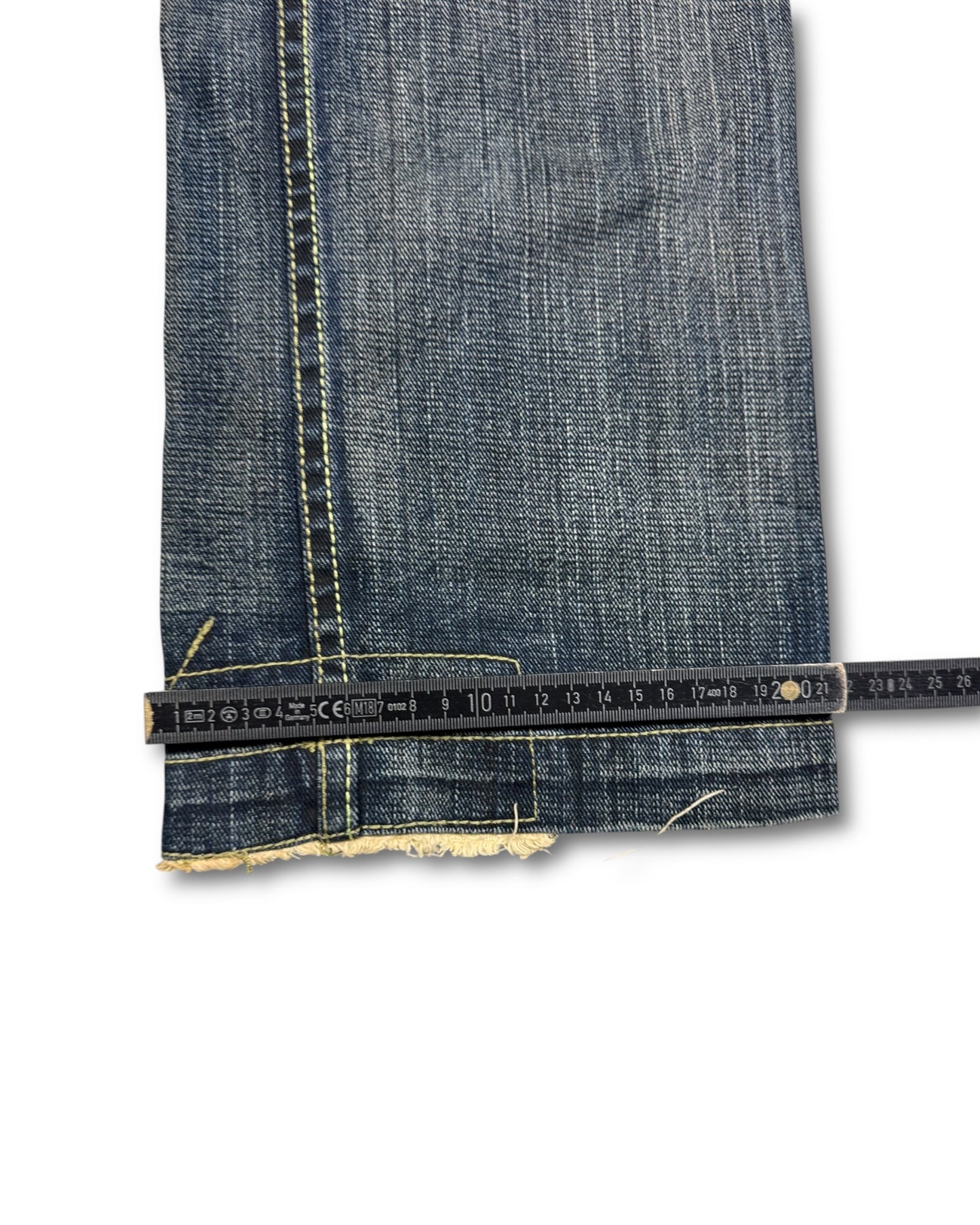 2000's Straight Japanese Archive Jeans *very rare 30x30 (M)