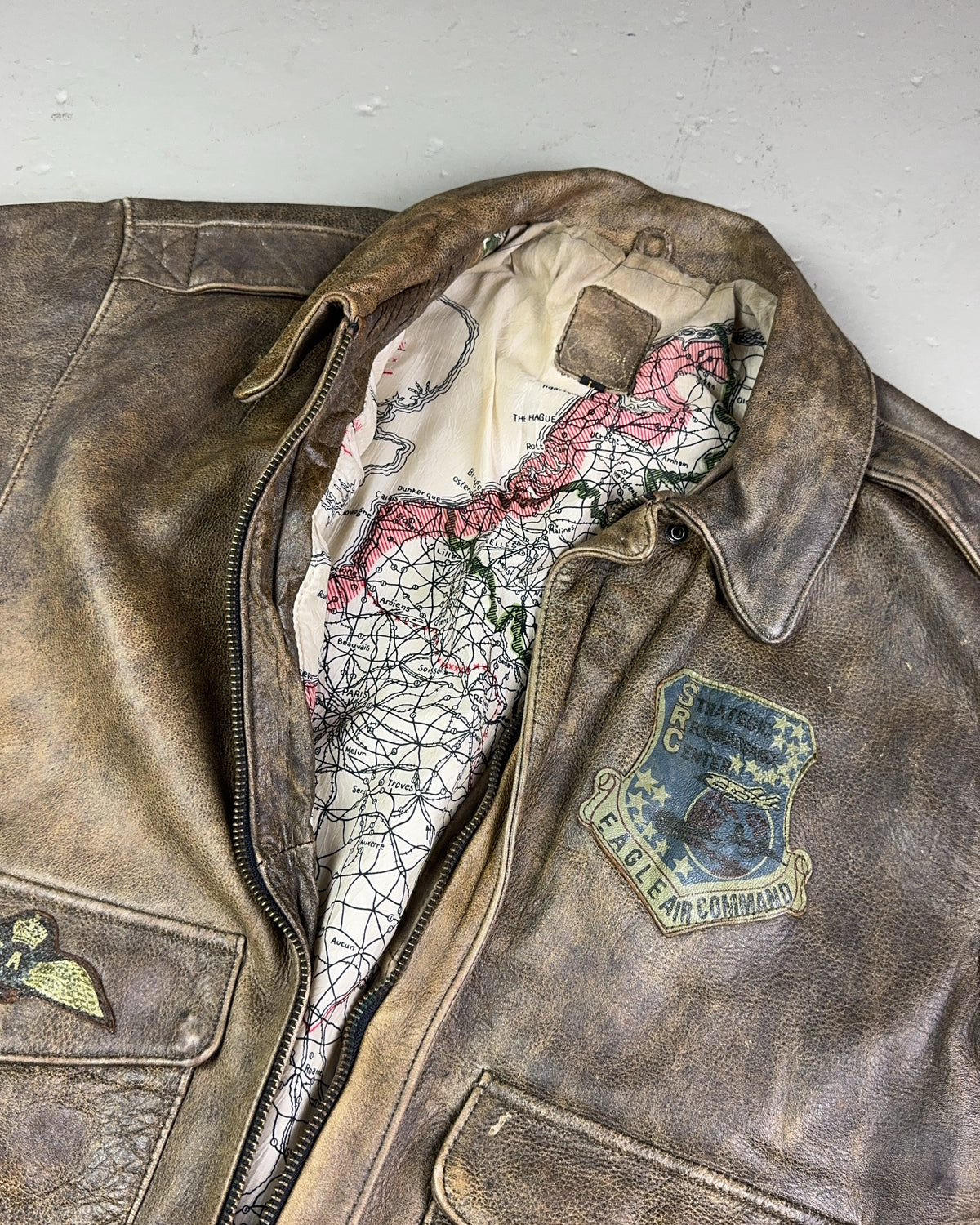 1980's Fighter Squadron Graphic Leather Bomber Jacket *extremely rare (L)