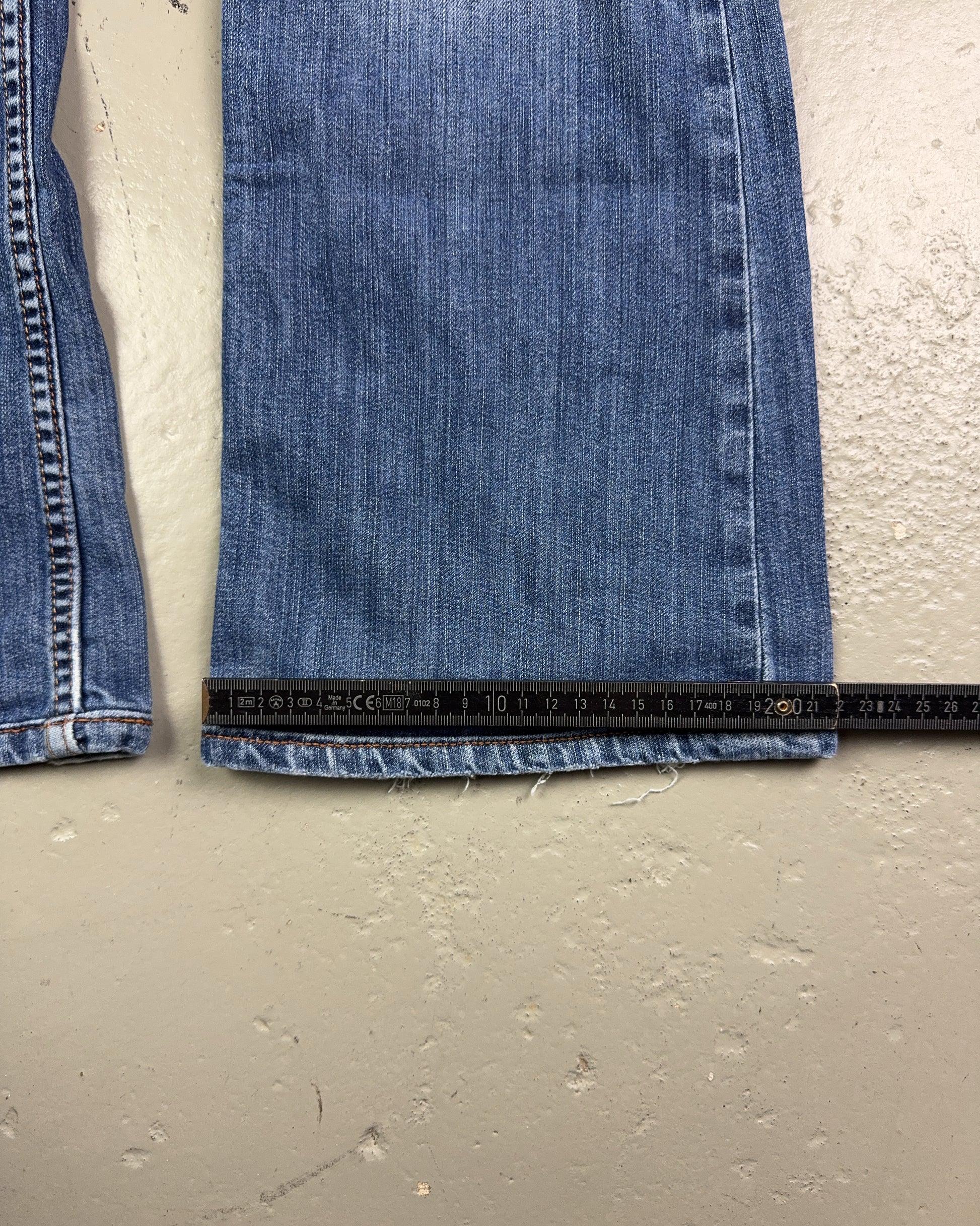 2000's Levi's Bootcut/Flared Jeans *rare 32x30 (M)