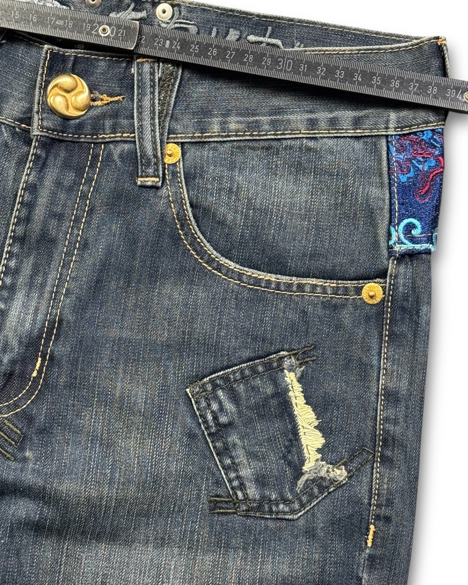 2000's Big Train Straight/Baggy Japanese Archive Jeans *very rare 30x30 (M)