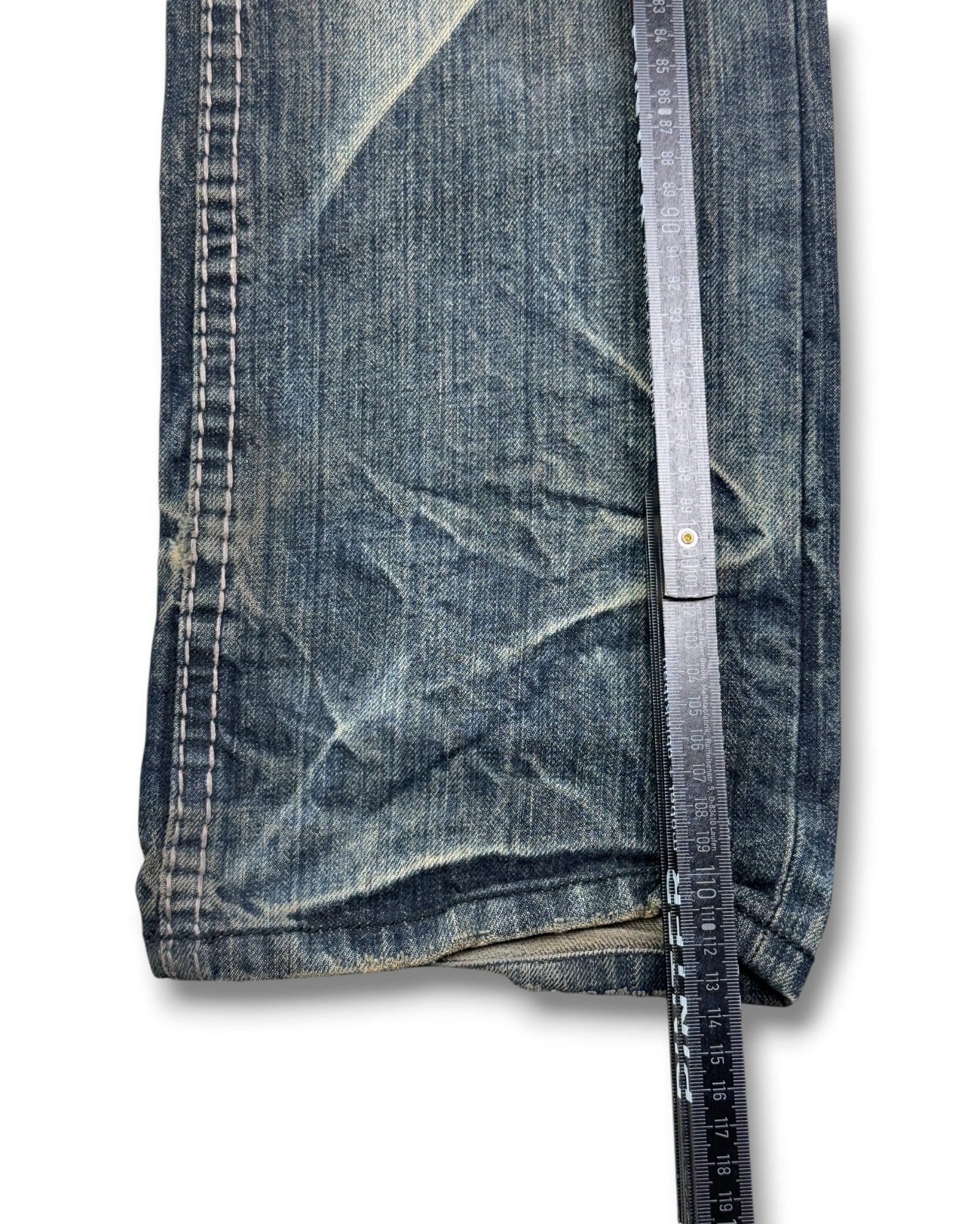 2000's Big Train Straight/Baggy Japanese Archive Jeans *very rare 32x34 (M)