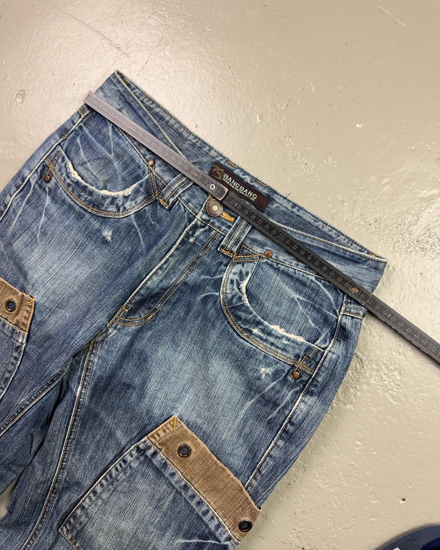 2000's Bang Bang Baggy/Bootcut Jeans *very rare 30x32 (M)