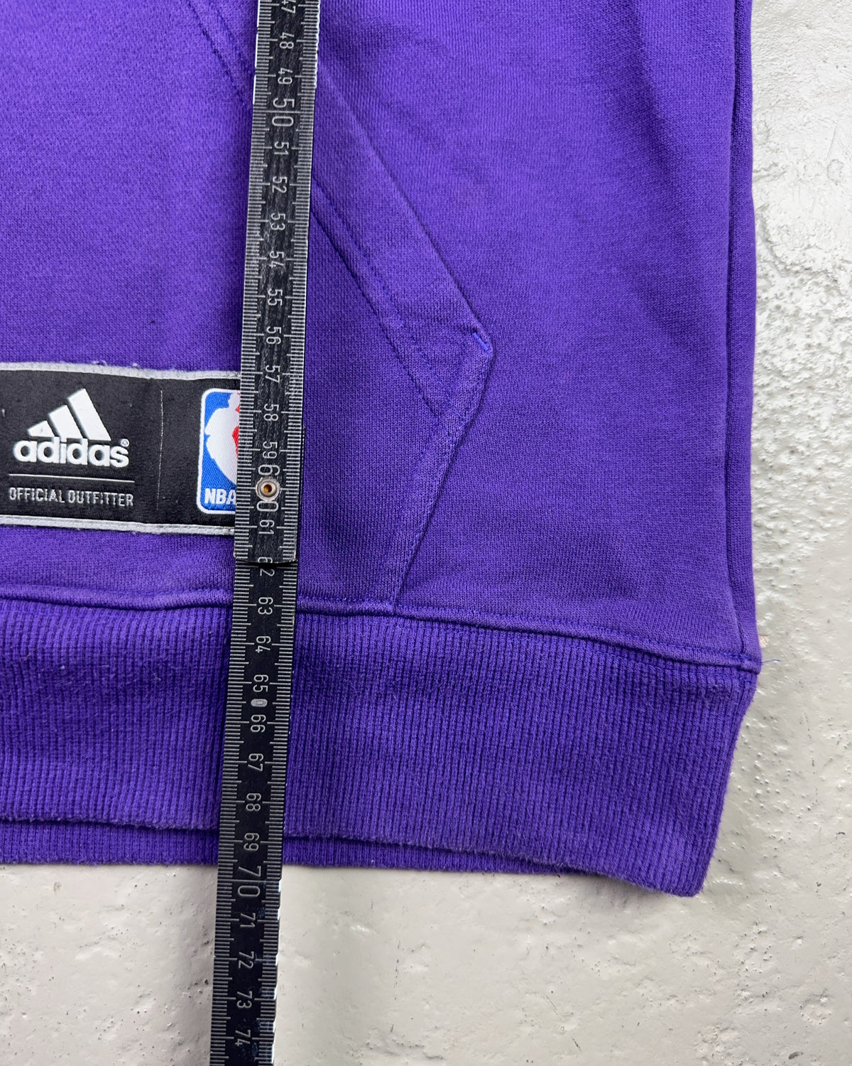2000's Adidas Hoodie * (M)
