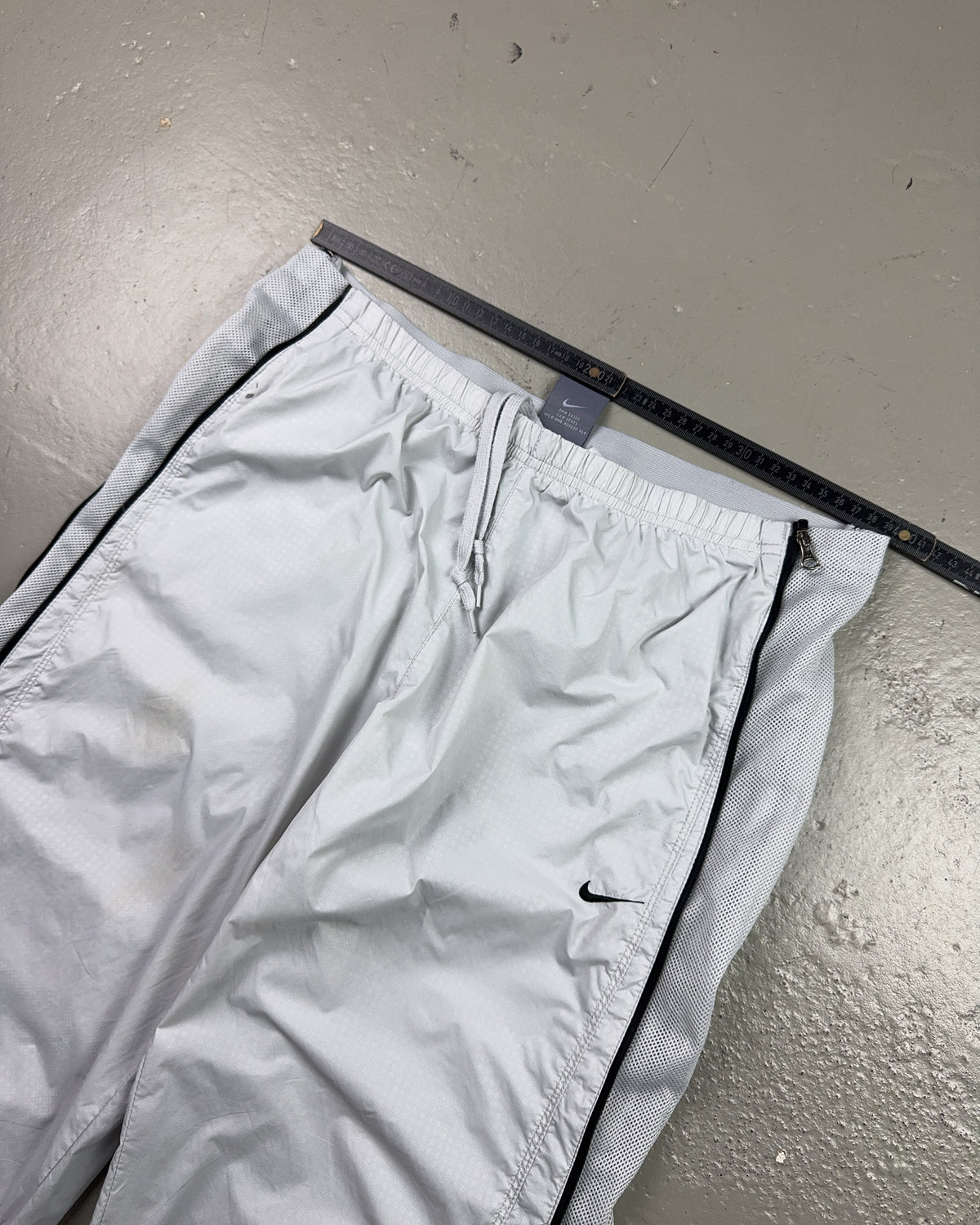 2000's Nike Track Pants *very rare (XS)