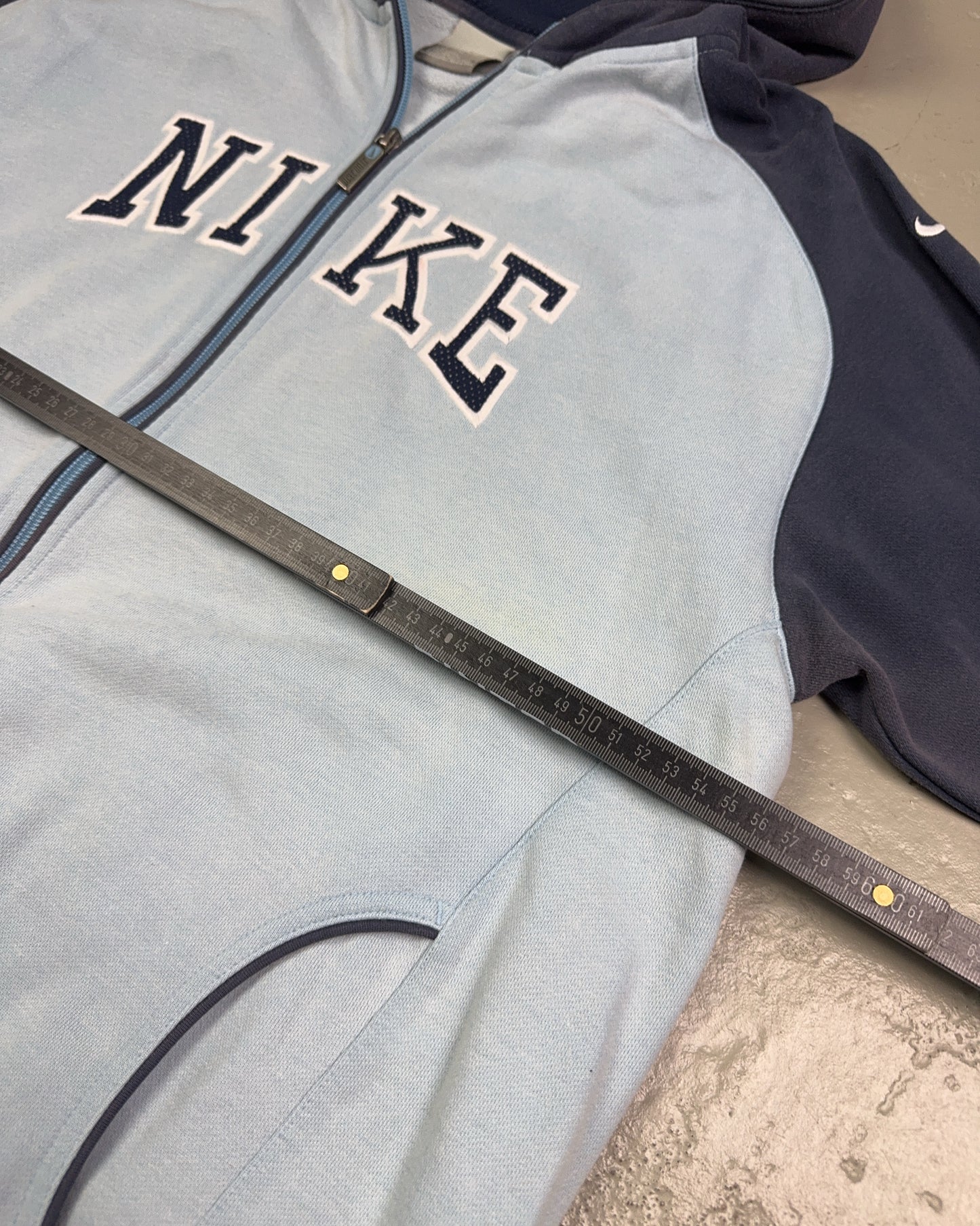 2000's Nike Zip Hoodie *rare (M)