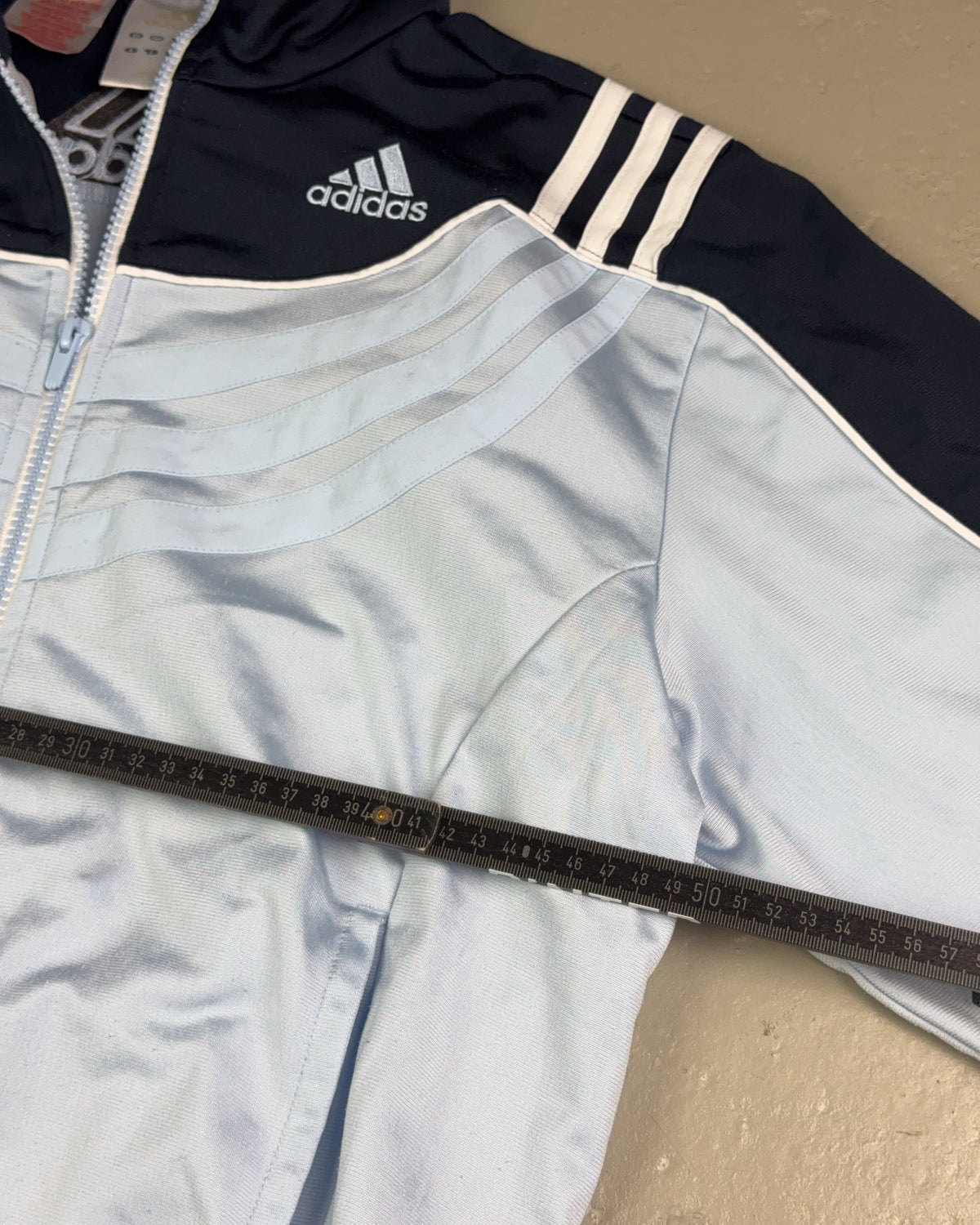 2000's Adidas Zip Hoodie *rare (S)