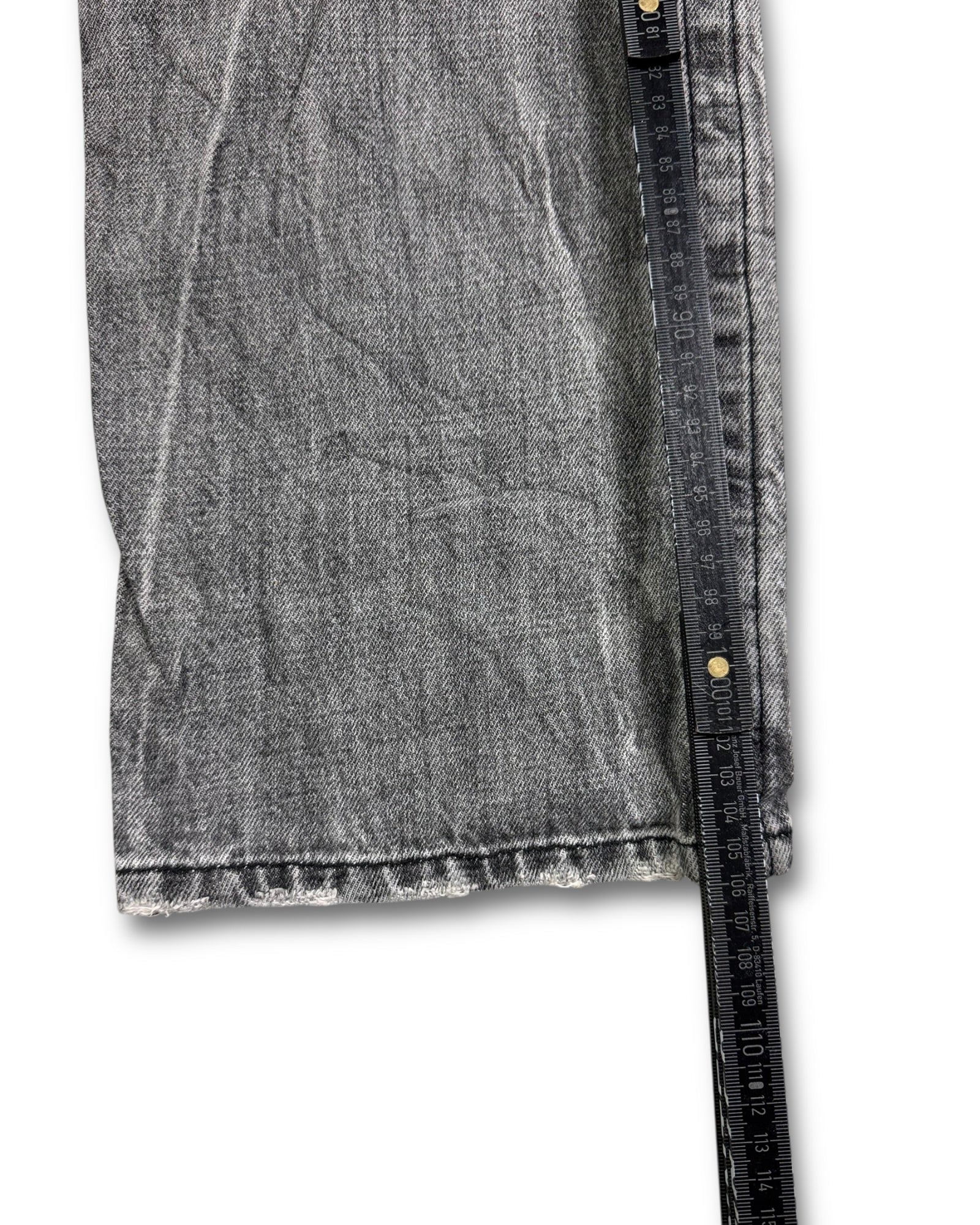 2000's Oniarai Straight/Baggy Japanese Jeans *very rare 32x32 (M)