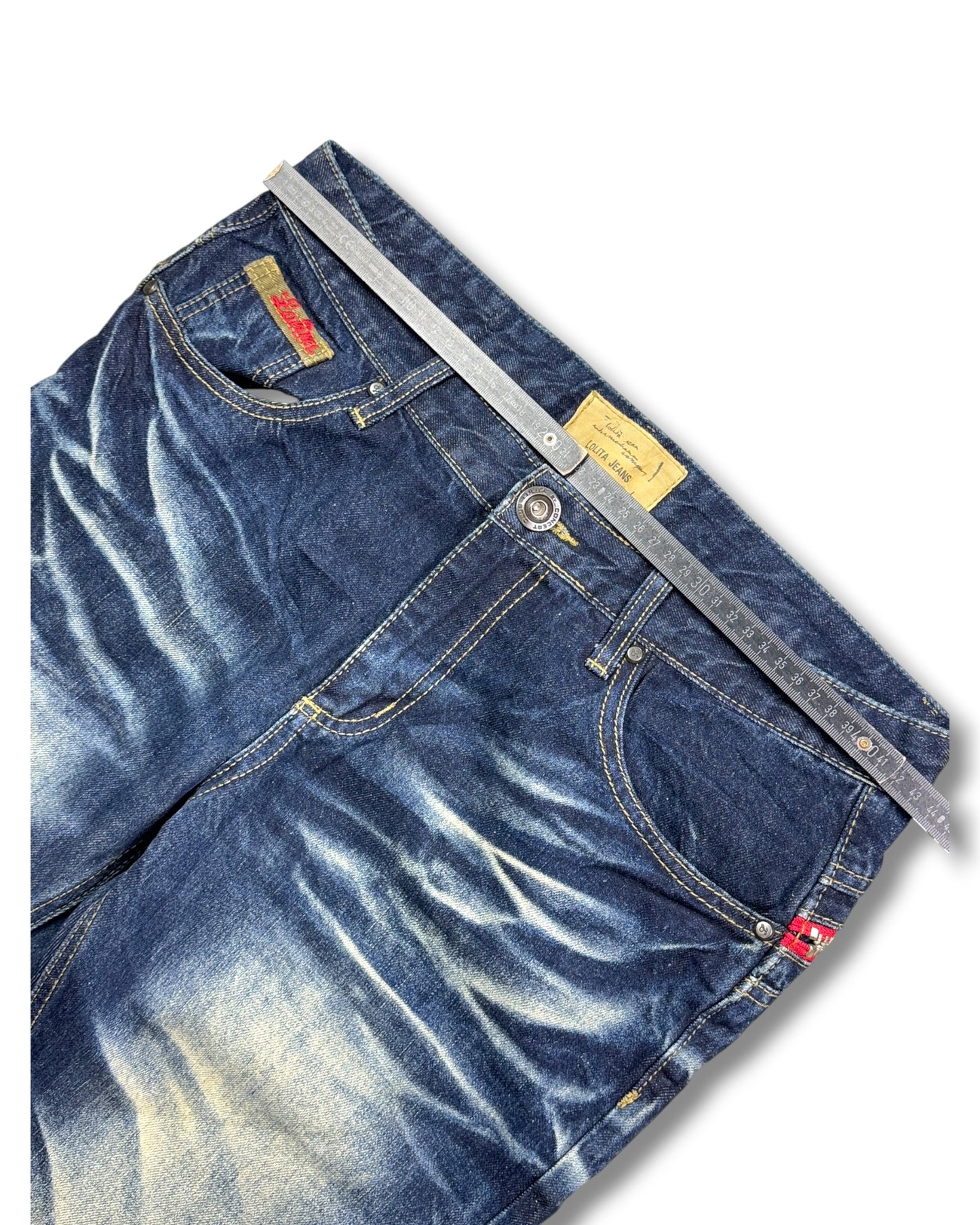 2000's Lolita Straight Japanese Archive Jeans *very rare 32x32 (M)