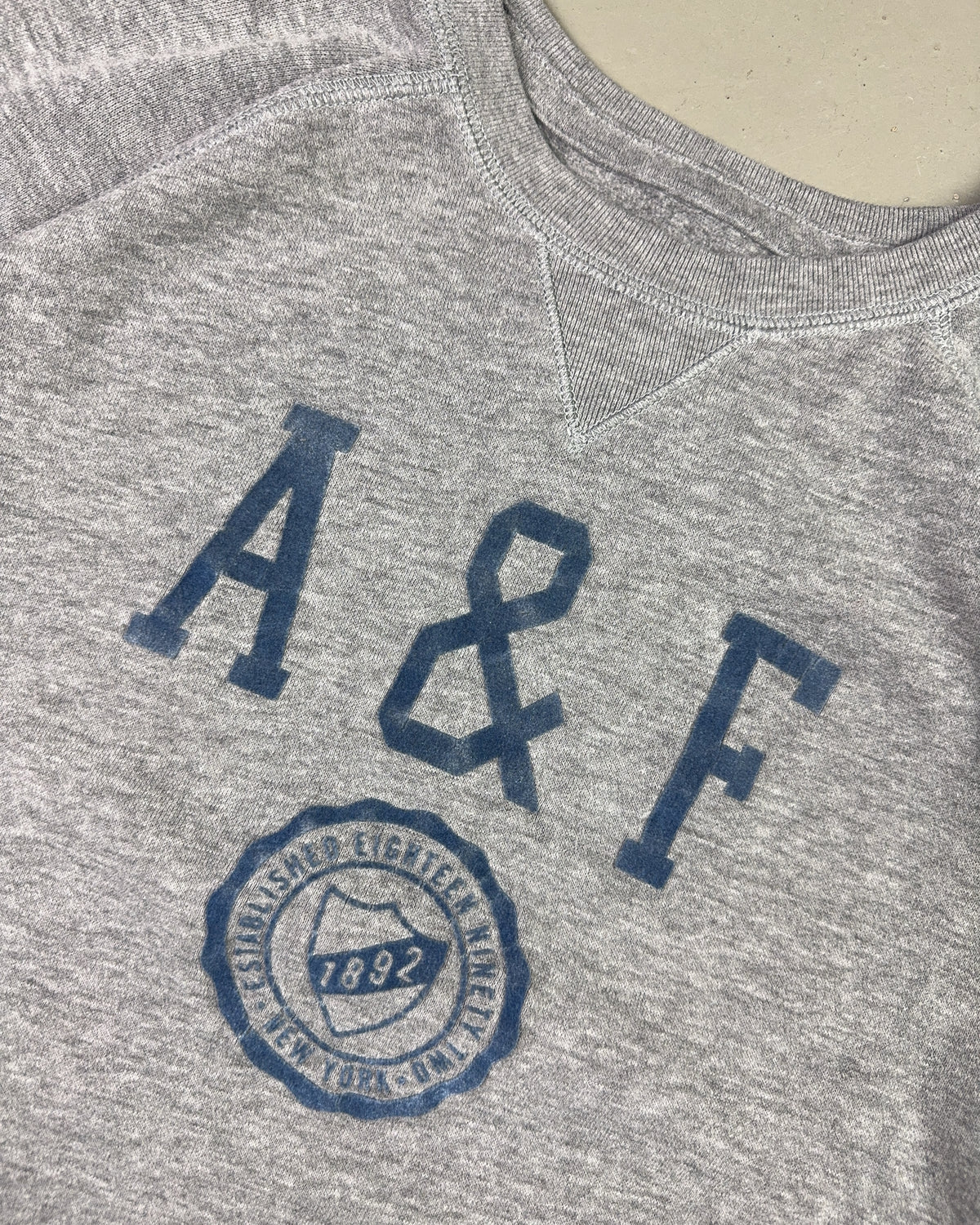 2000's Abercrombie Sweater * (L)