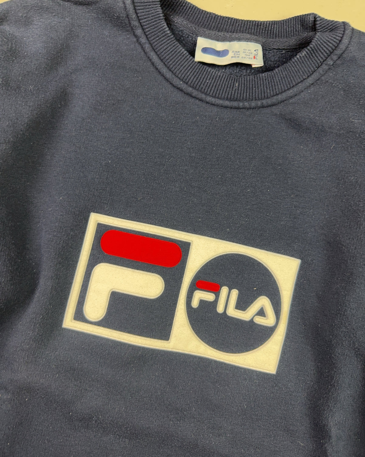 2000's Fila Sweater * (S/M)