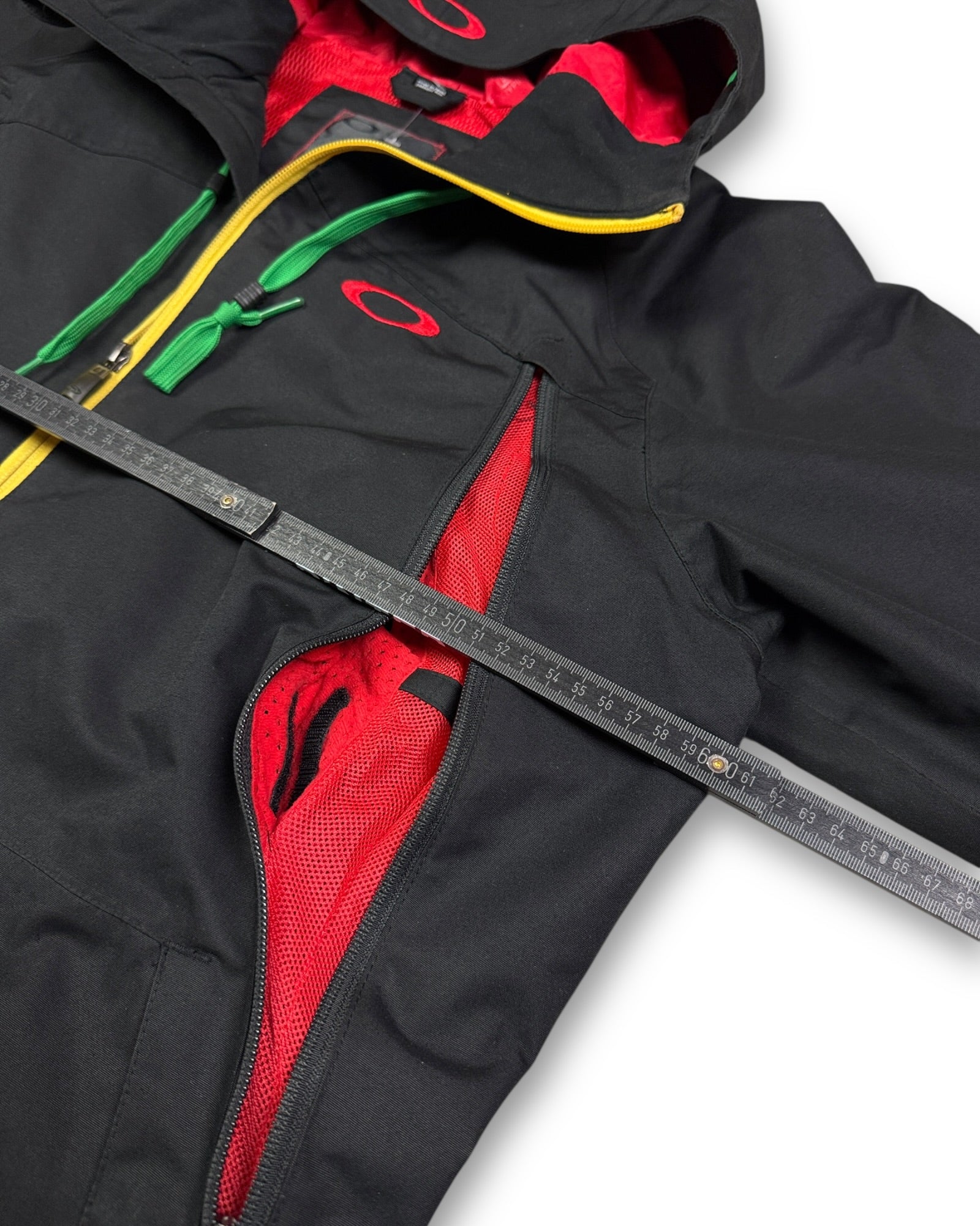 2000's Oakley Jamaica "Rasta" Snow Jacket Signature Series *very rare (M)
