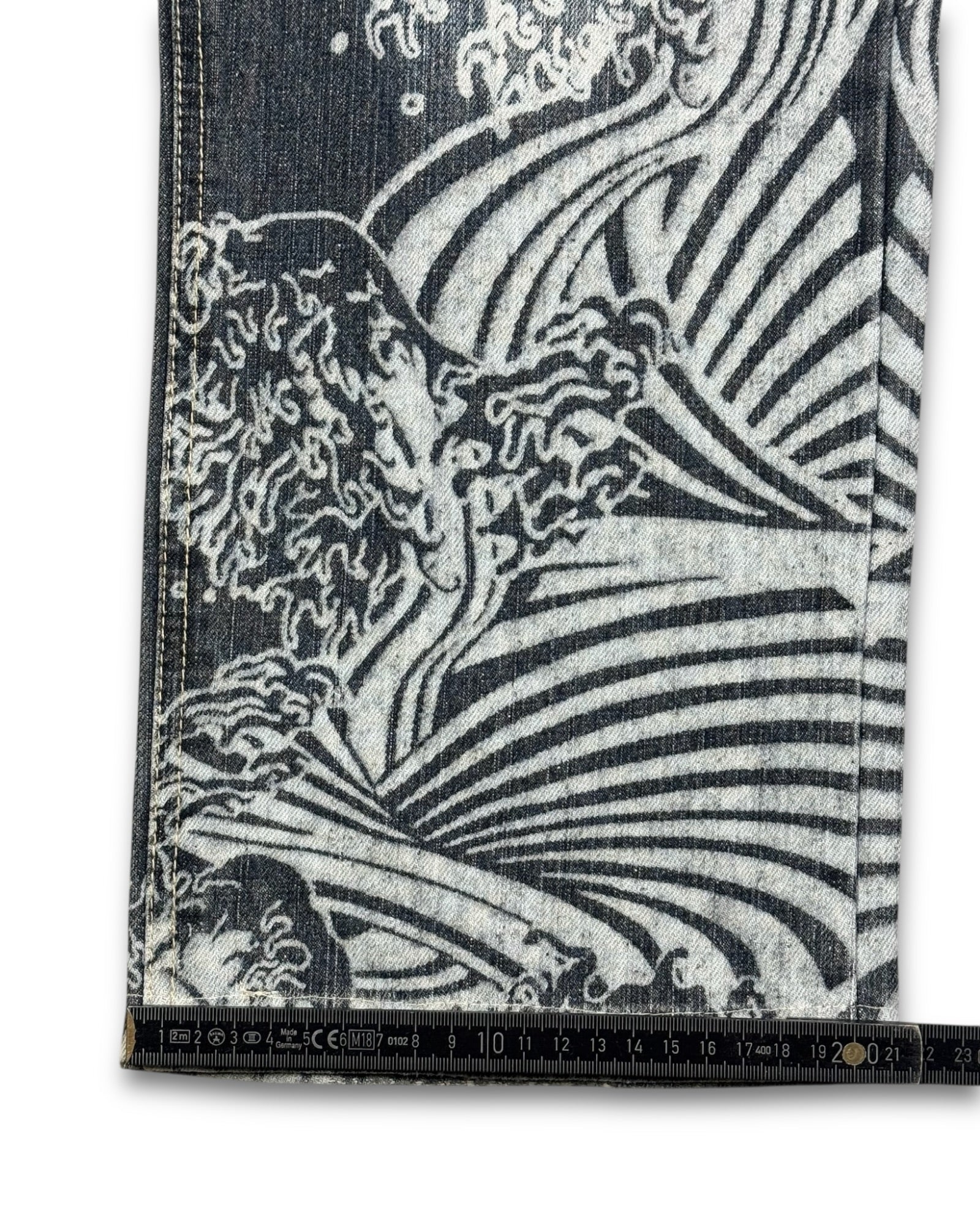 2000's Gumu Baggy Japanese Archive Jeans *very rare 32x28 (M)