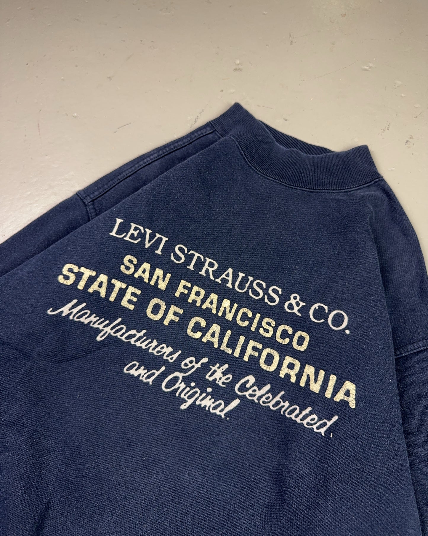 1990's Levi's Sweater *very rare (M)