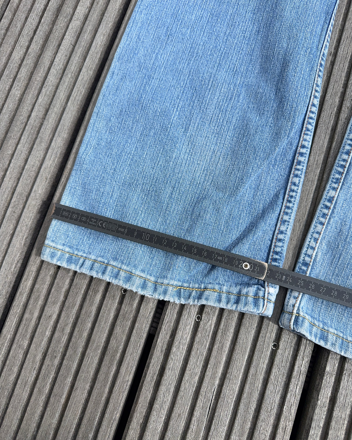 2000's Levi Strauss & Co. Bootcut/Flared Jeans * 36x34 (XL)