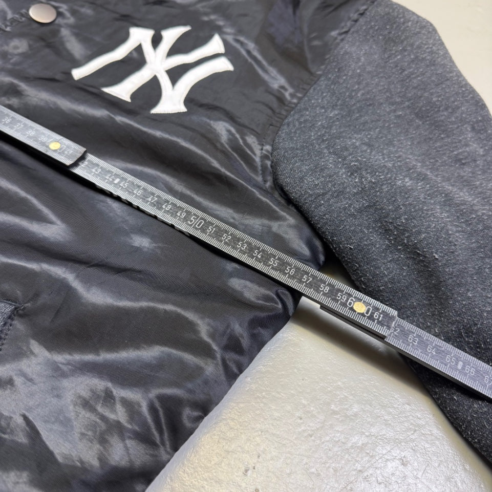 2000's Black Jacket *rare (M)