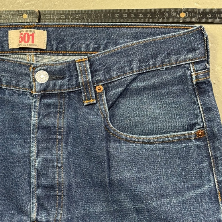 2000's Levi's 501 Straight Jeans * 32x30 (M)