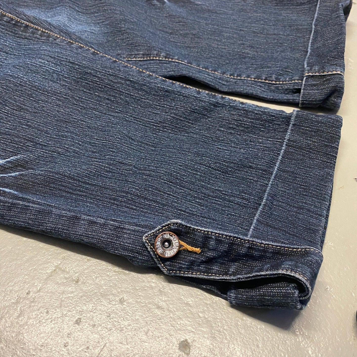 Y2K Embroided 3/4 Jeans Women’s (W29) - Lennys Vintage