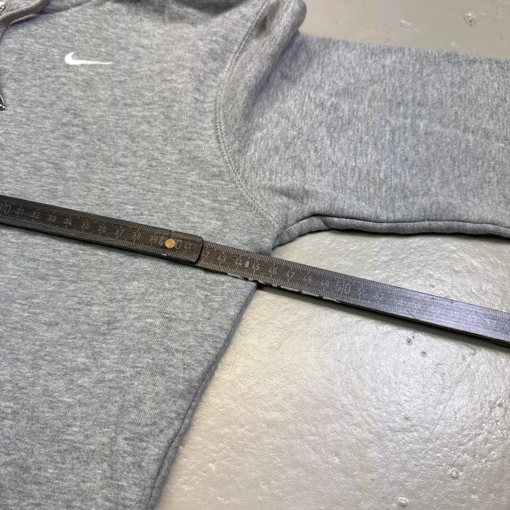 Y2K Nike Zip Hoodie Women‘s (S) - Lennys Vintage